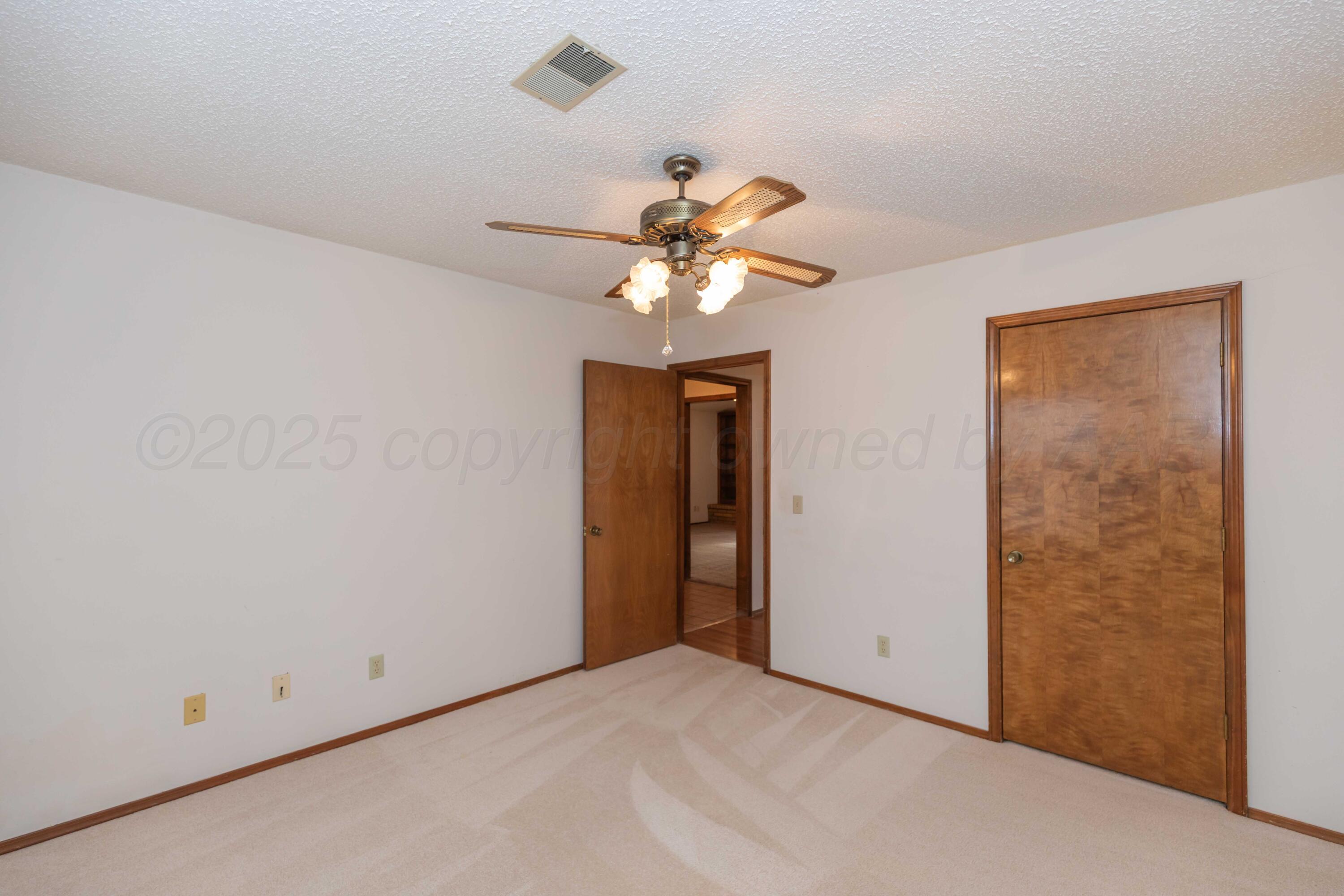 5903 Oakman Drive Property Photo 34