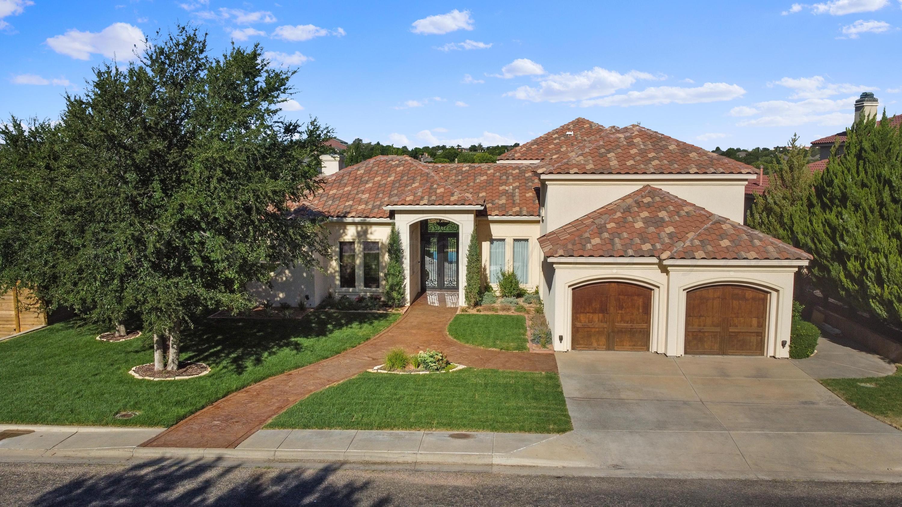 13 Prestwick Lane Property Photo 1