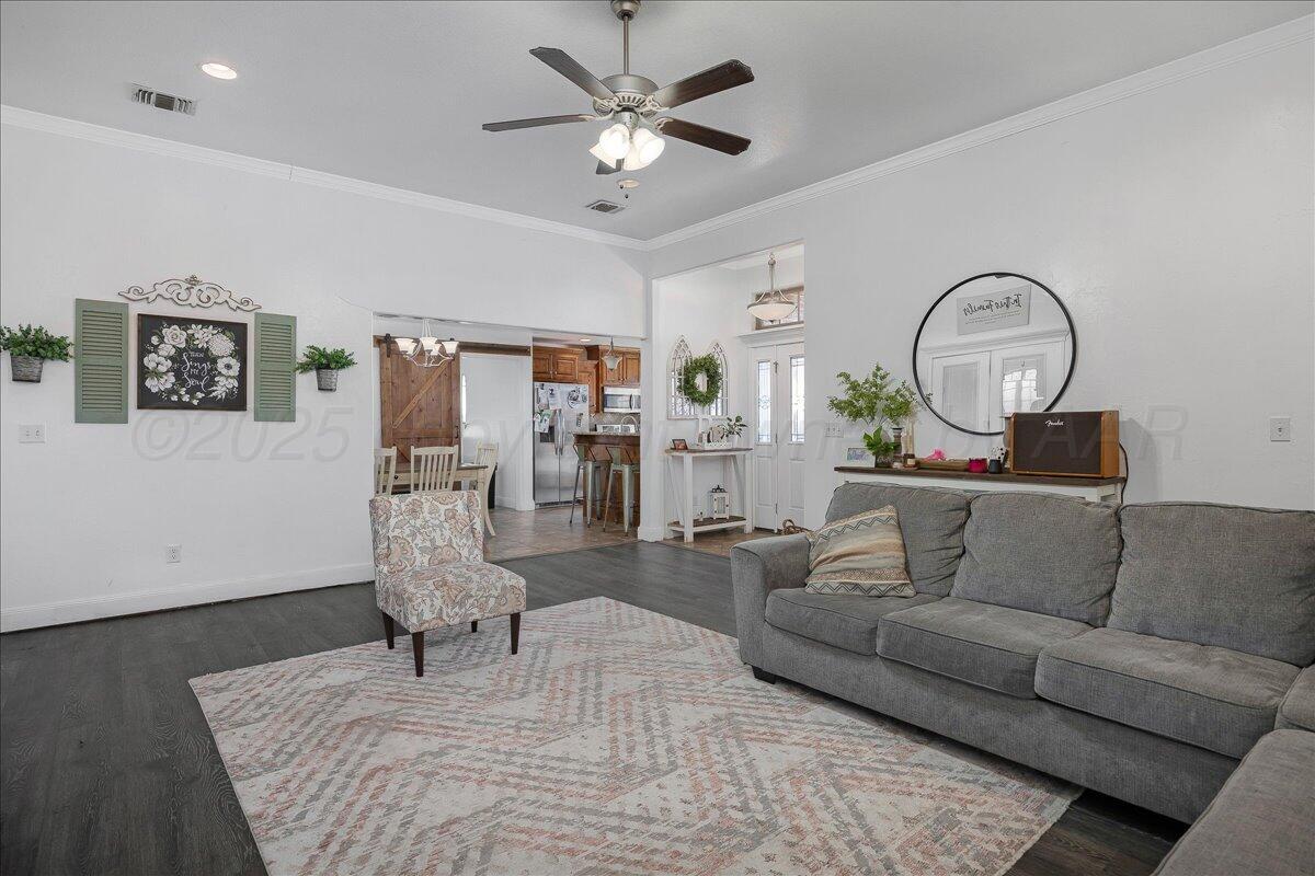 3904 Arden Road Property Photo 4
