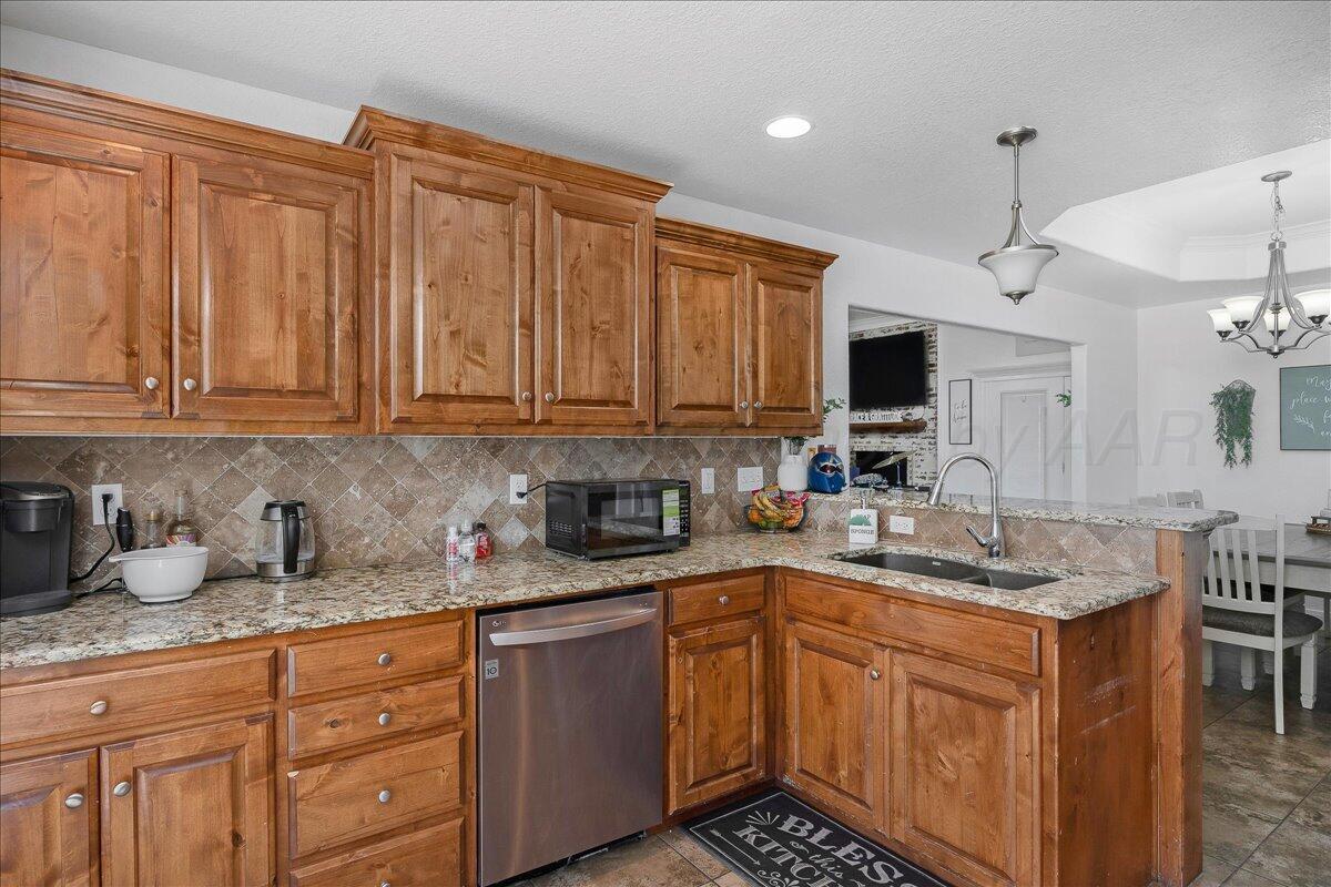 3904 Arden Road Property Photo 9