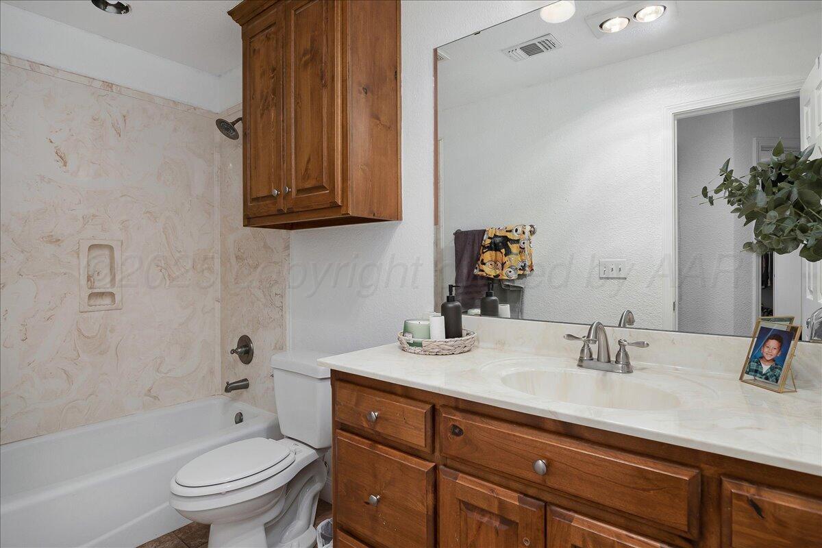 3904 Arden Road Property Photo 16