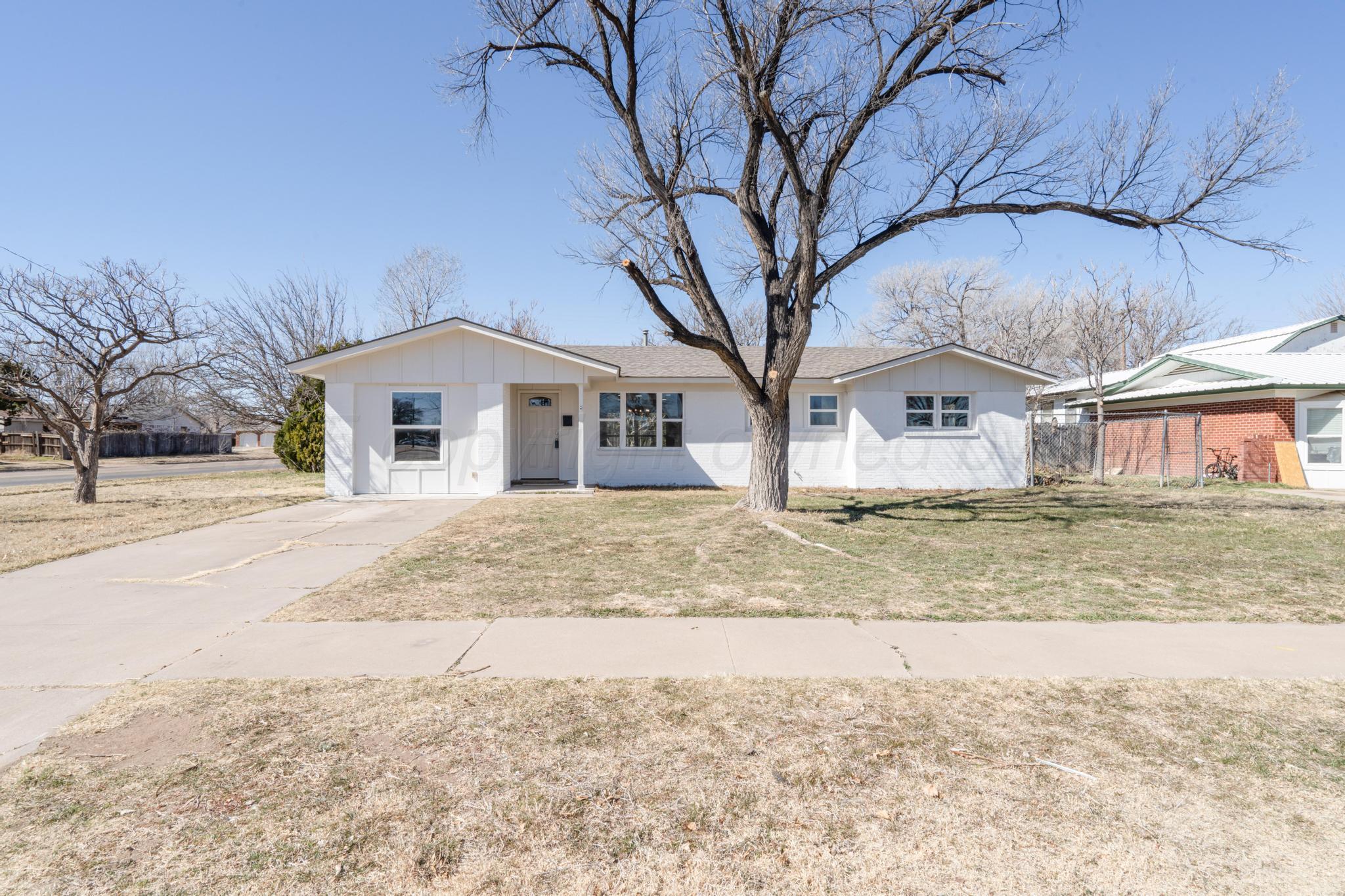 4336 Mesa Circle Property Photo 1