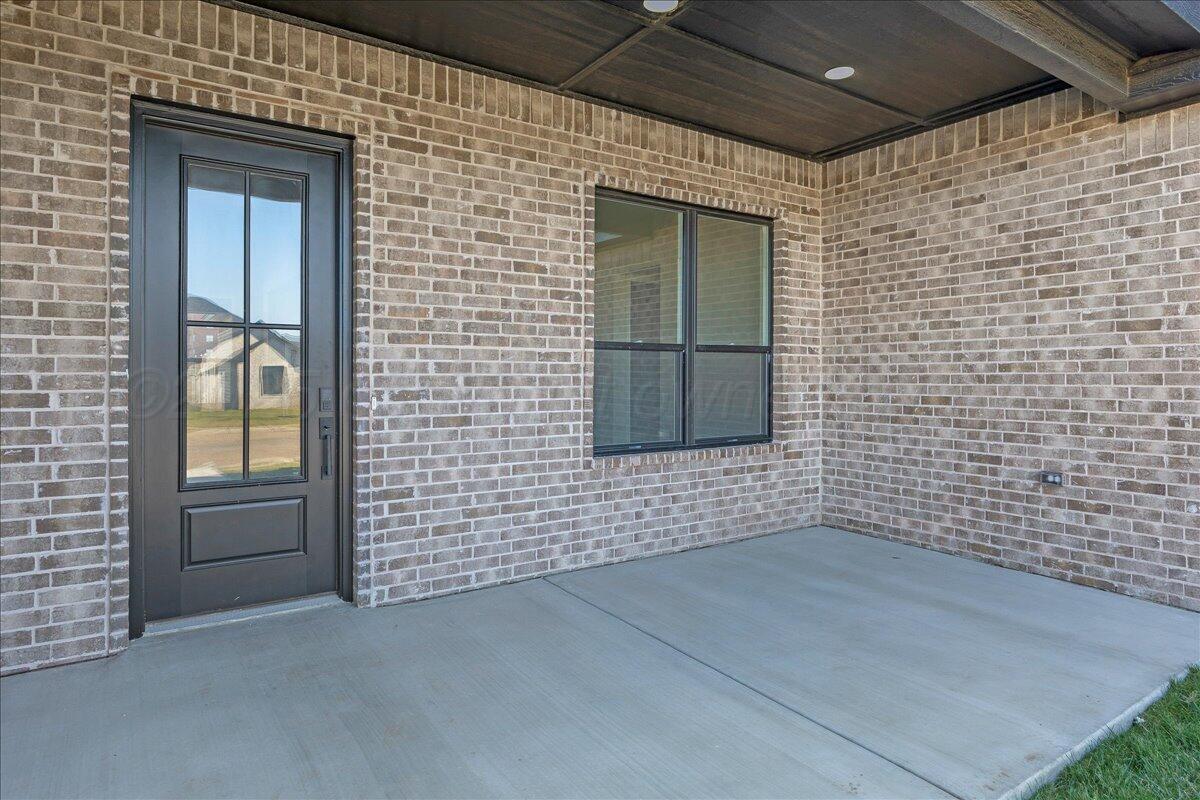 5805 Sheridan Street Property Photo