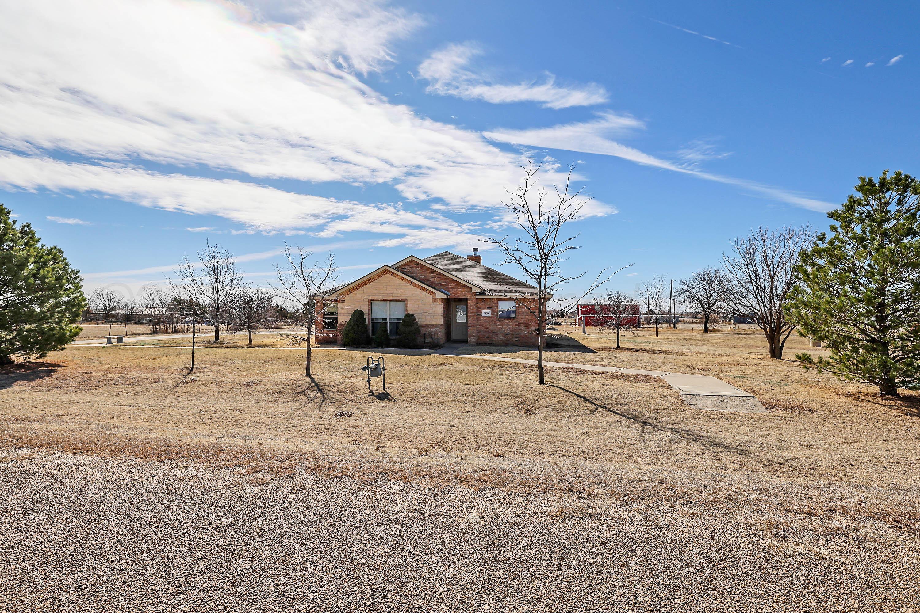 5212 Carl Street Property Photo
