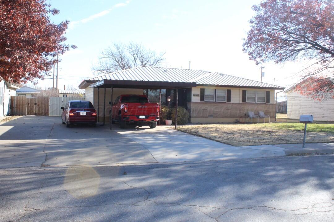 606 Nw 8th Street Property Photo