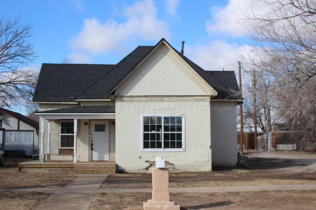 703 E Fourth Street Property Photo