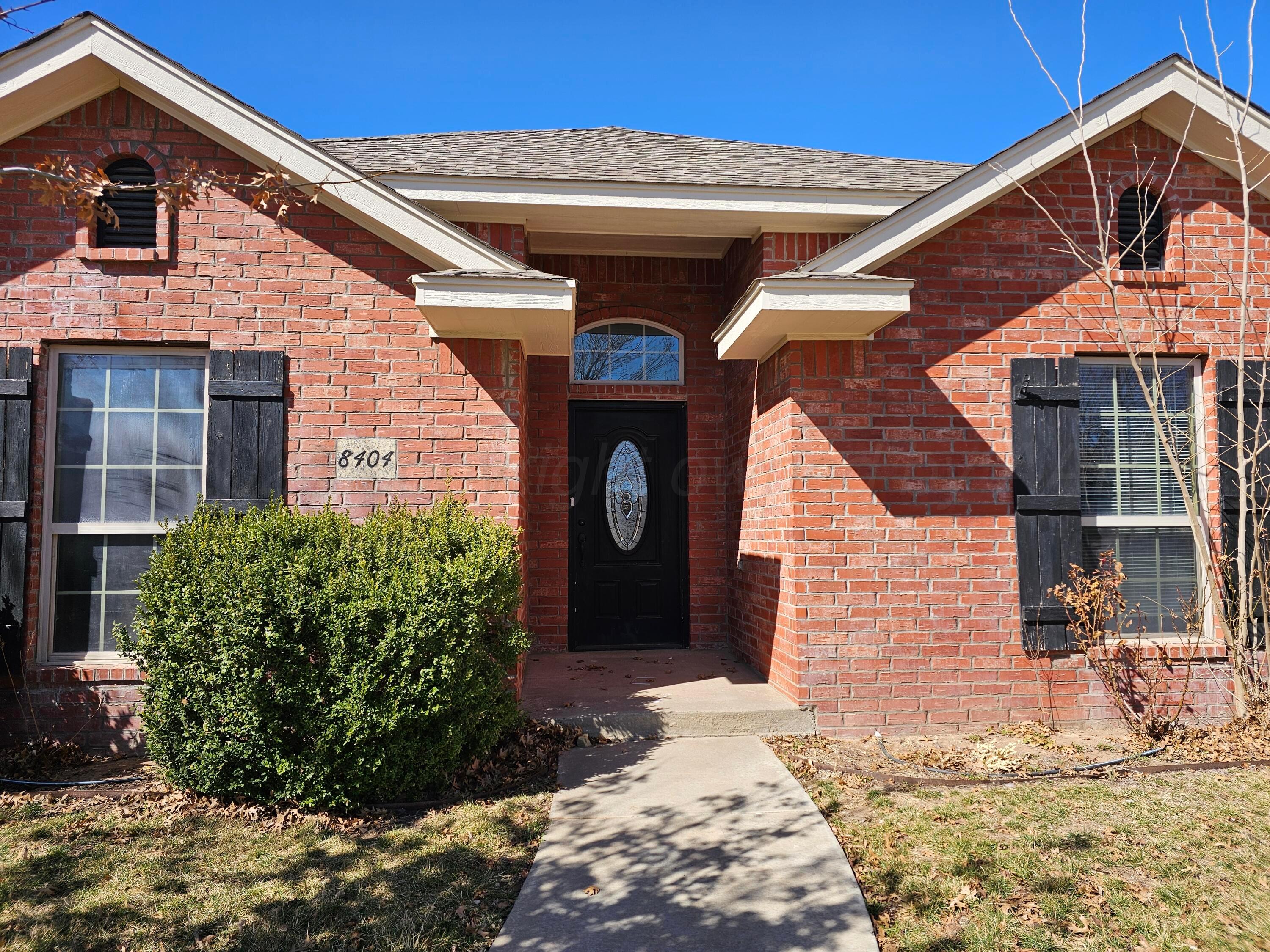 8404 Taos Property Photo
