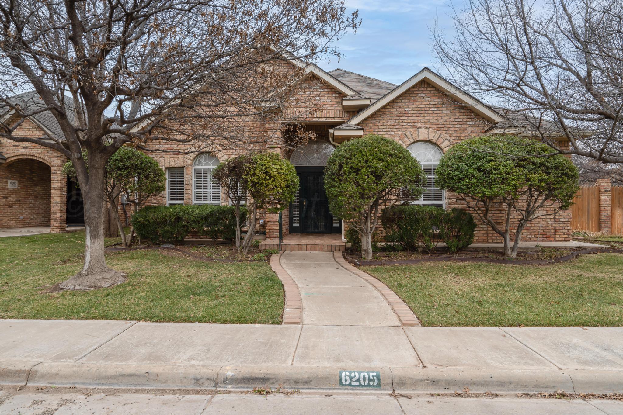 6205 Raintree Court Property Photo 1