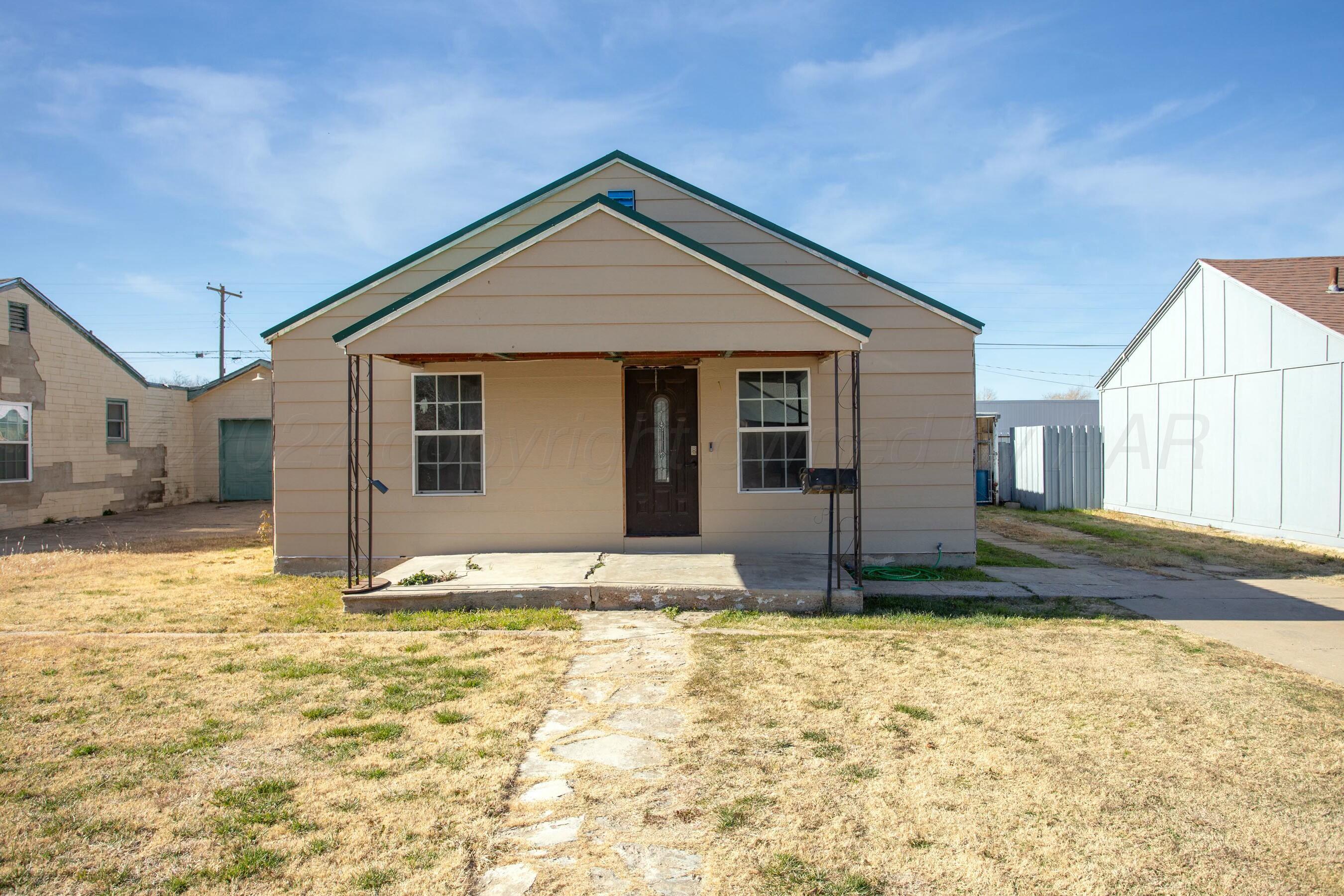 637 N Sumner Street Property Photo