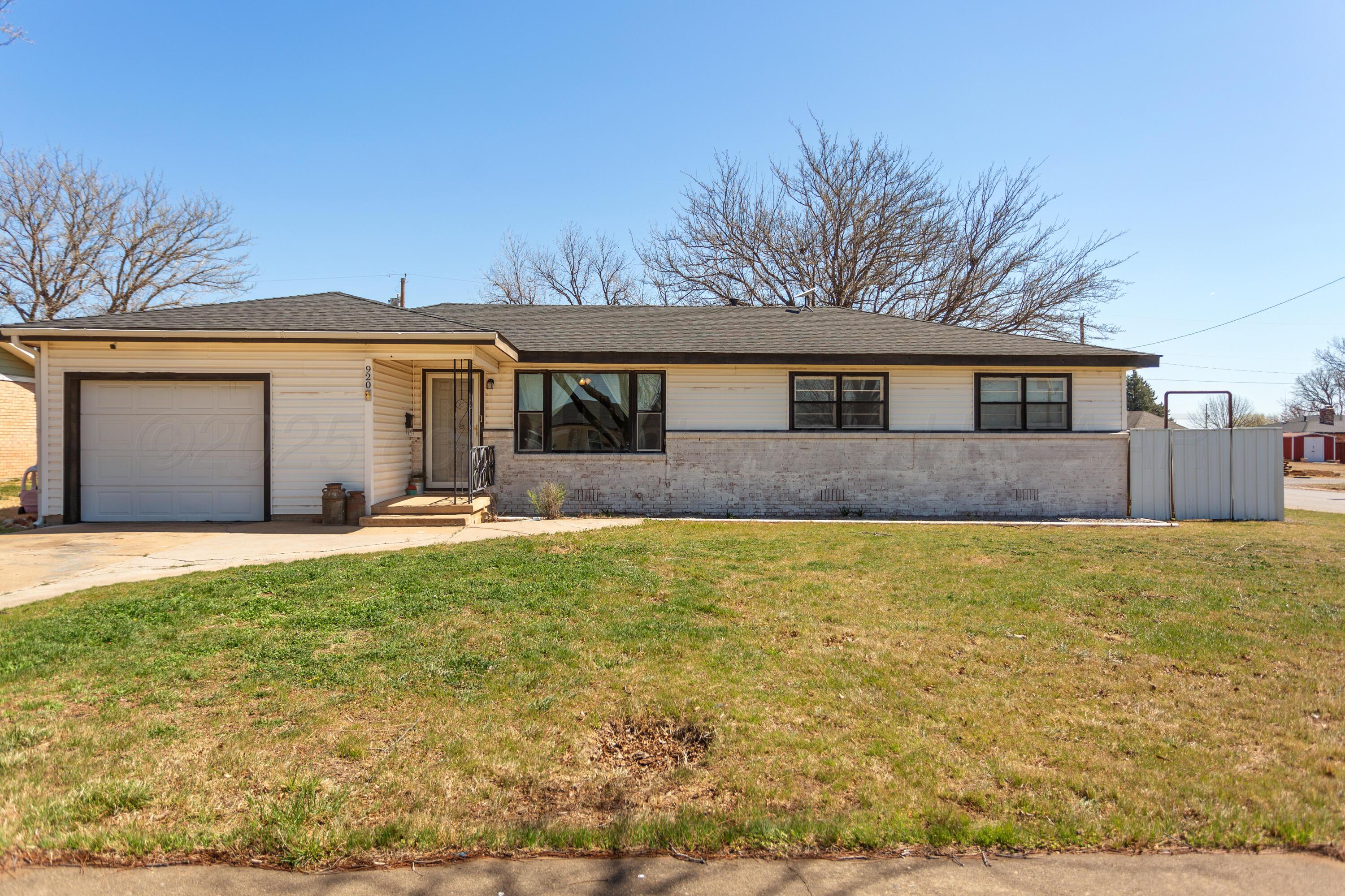 920 S Madden Street Property Photo