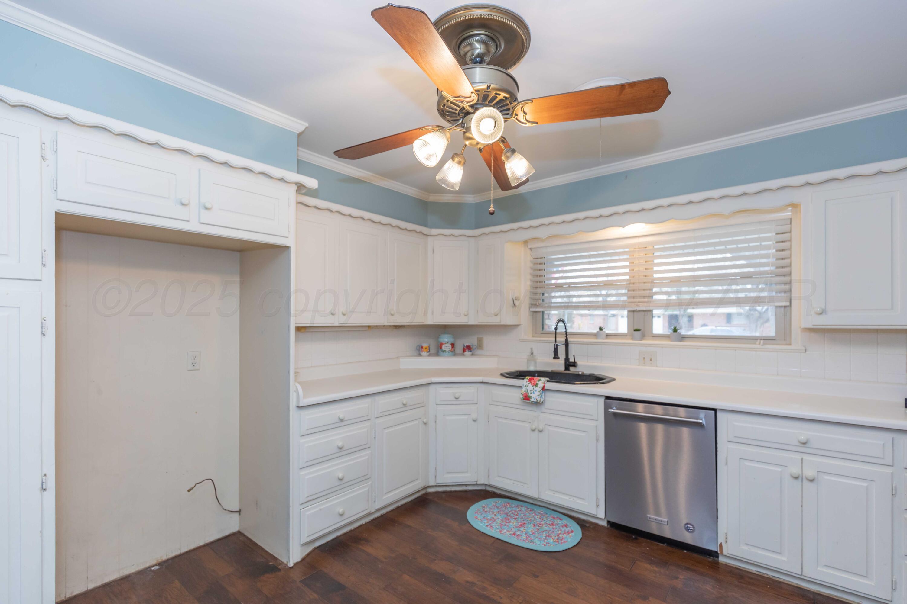 3730 Clearwell Street Property Photo 10
