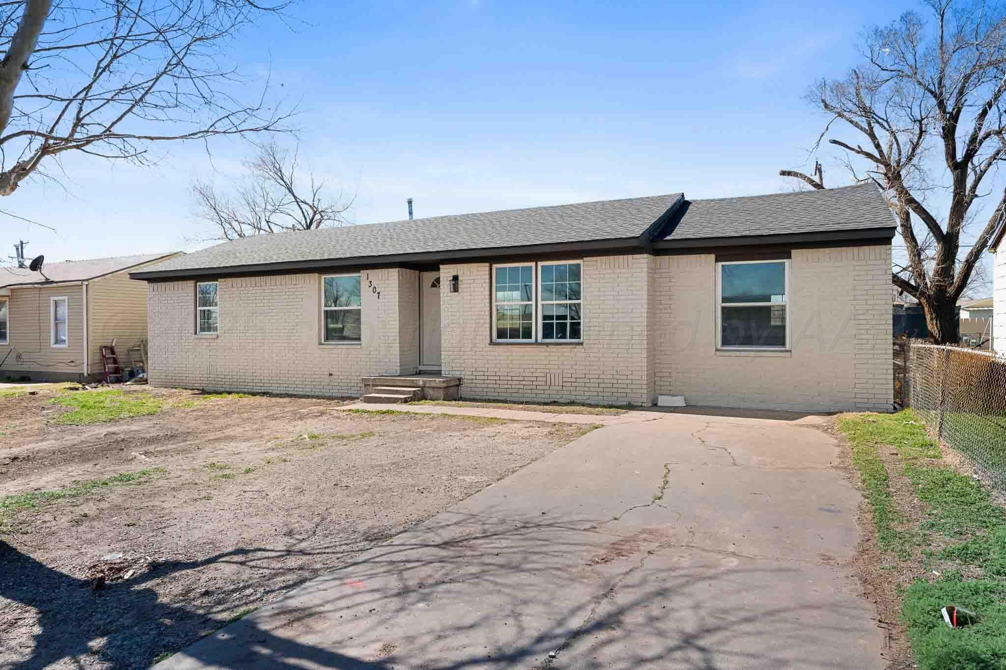 1307 Columbine Street Property Photo