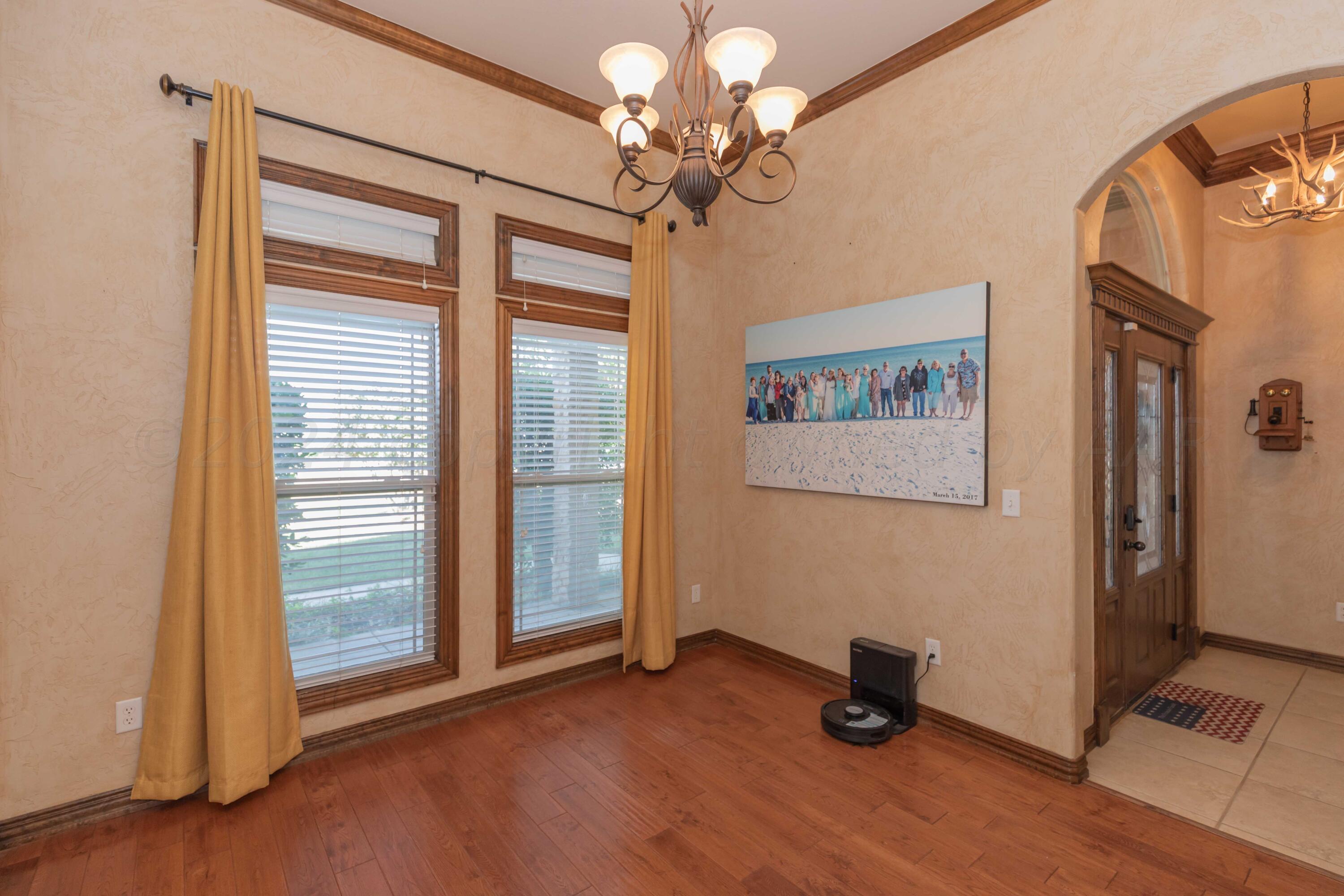 17451 Bobbye Lane Property Photo 6