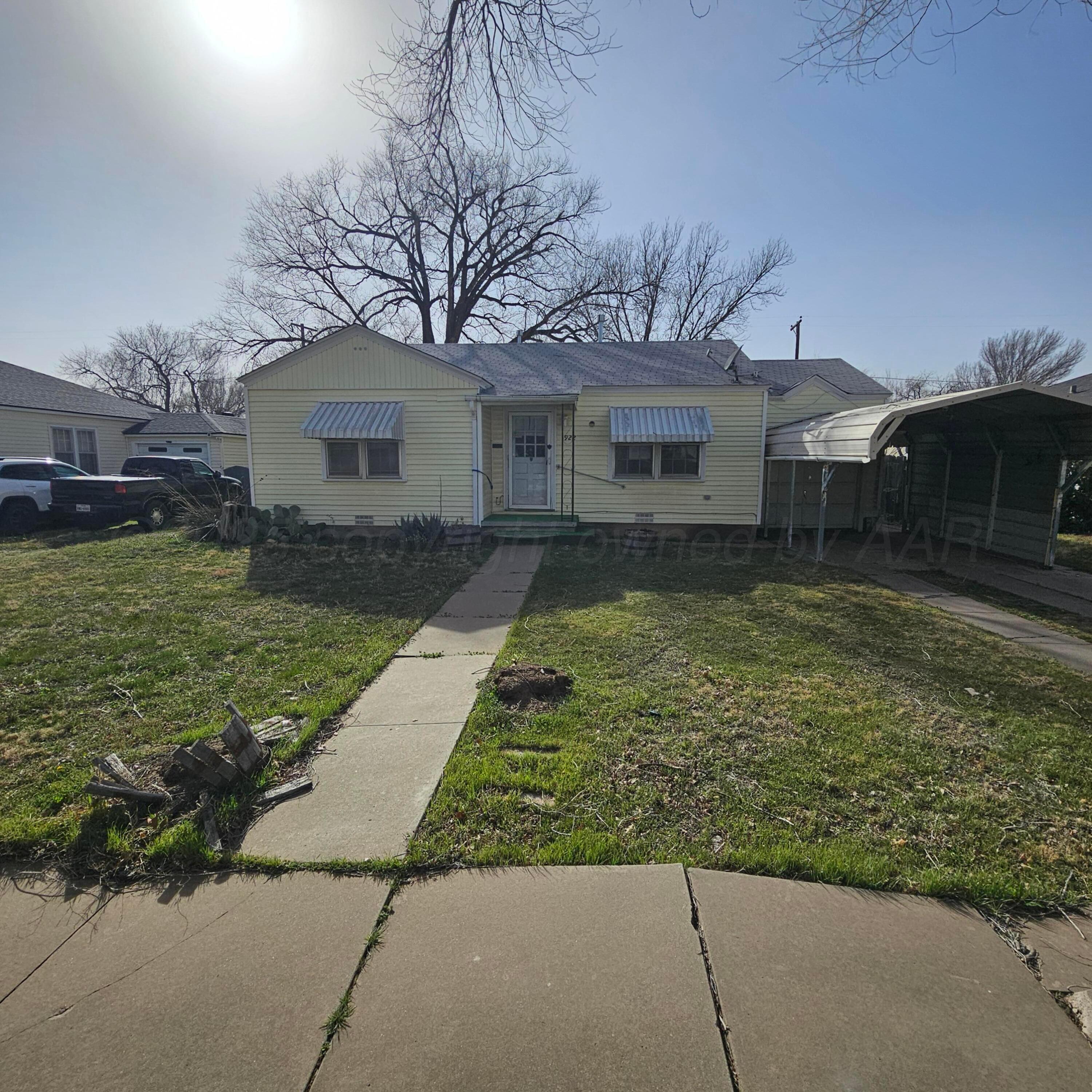 922 S Rusk Street Property Photo