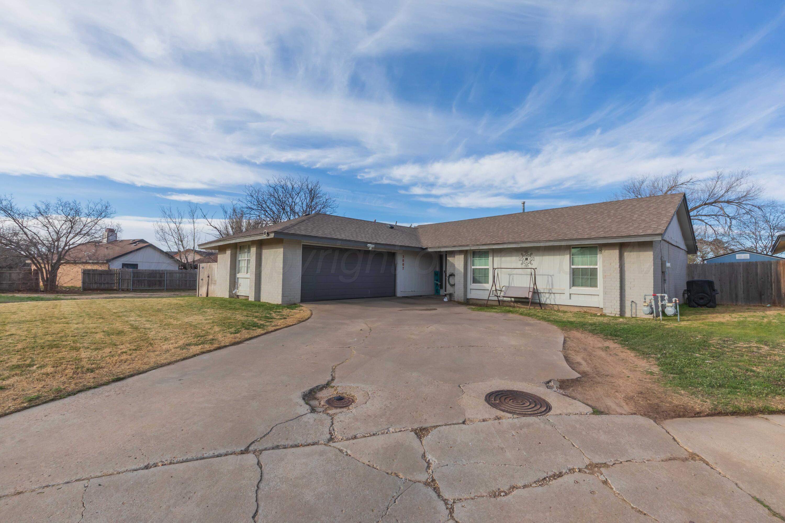 3007 Shores Court Property Photo
