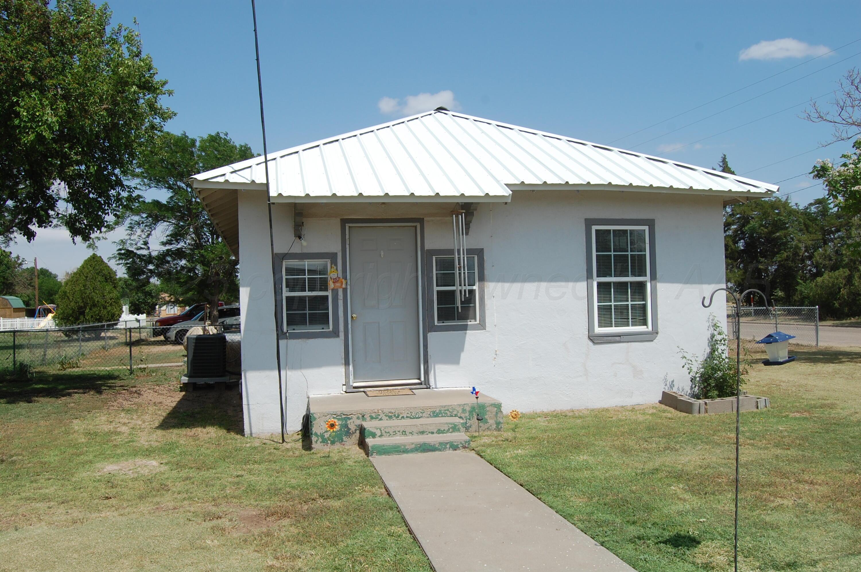 221 S Brandt Street Property Photo