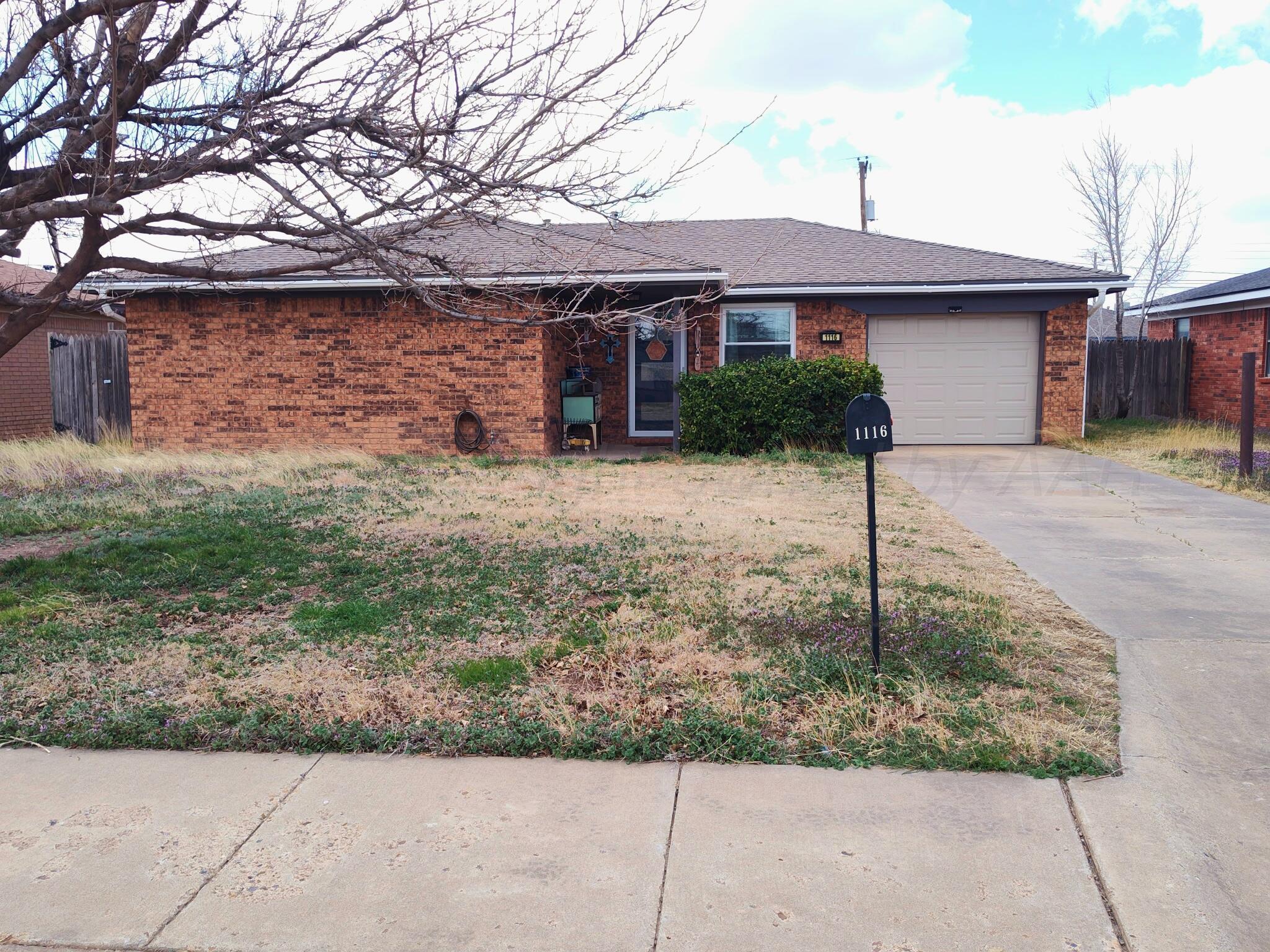 Dumas High Real Estate Listings Main Image