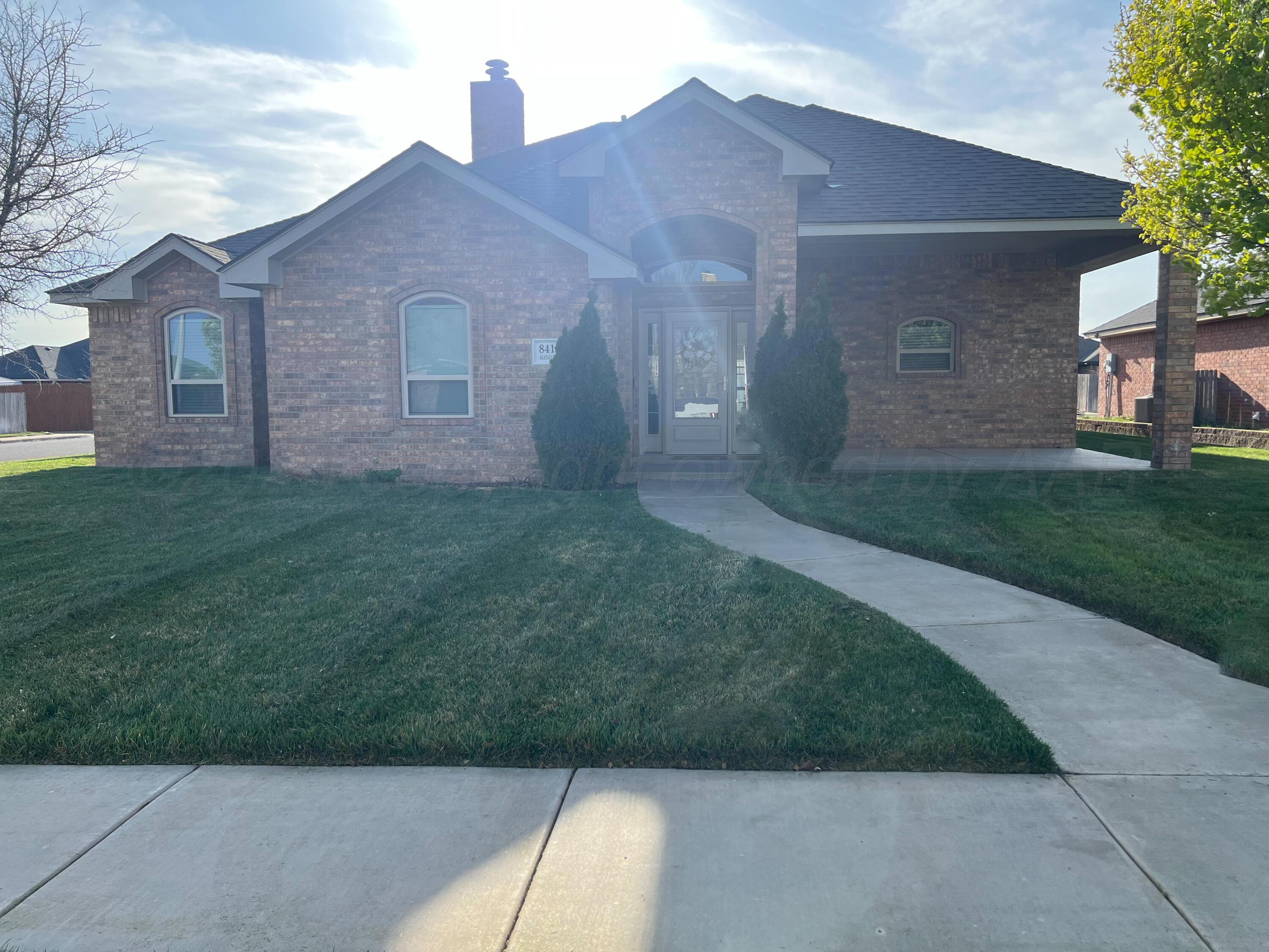 8410 Alexandria Avenue Property Photo 1