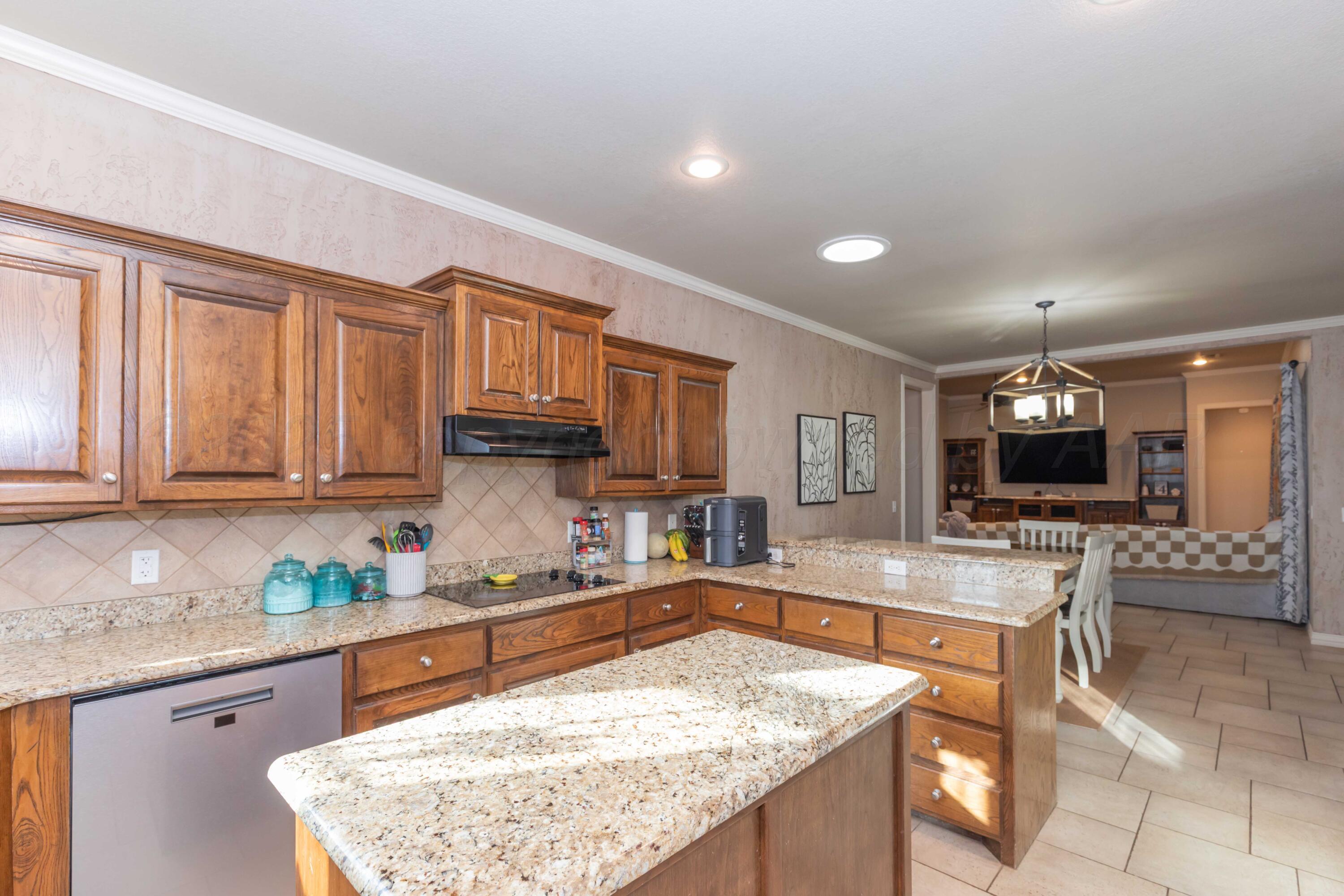 6900 Achieve Drive Property Photo 15