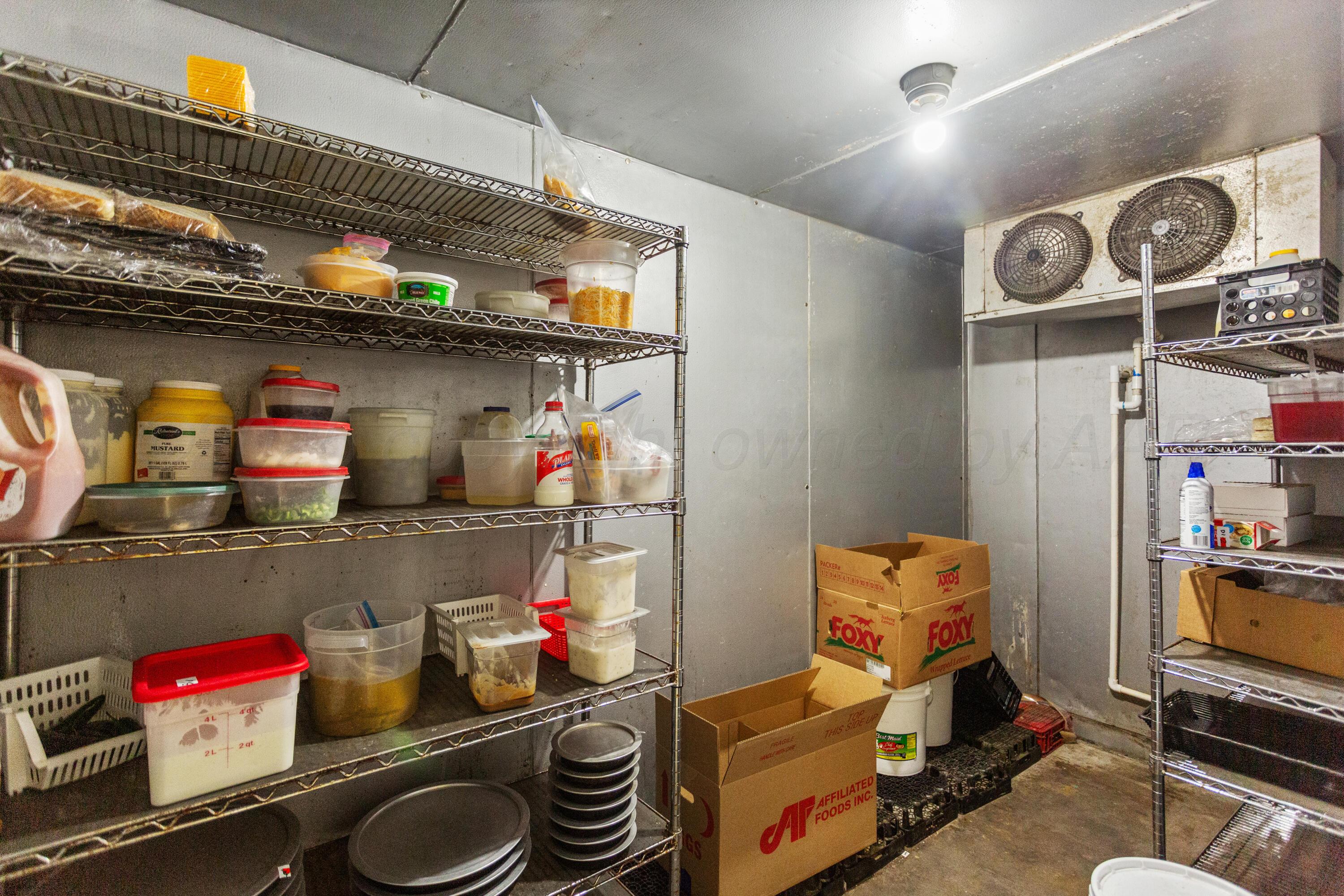 105 E Commercial Street Property Photo 25