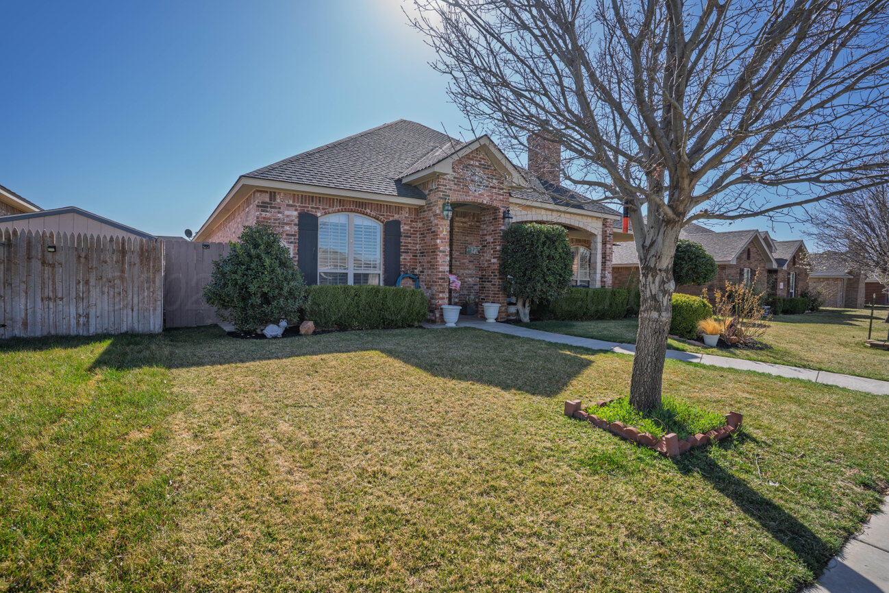 8121 Alexandria Avenue Property Photo