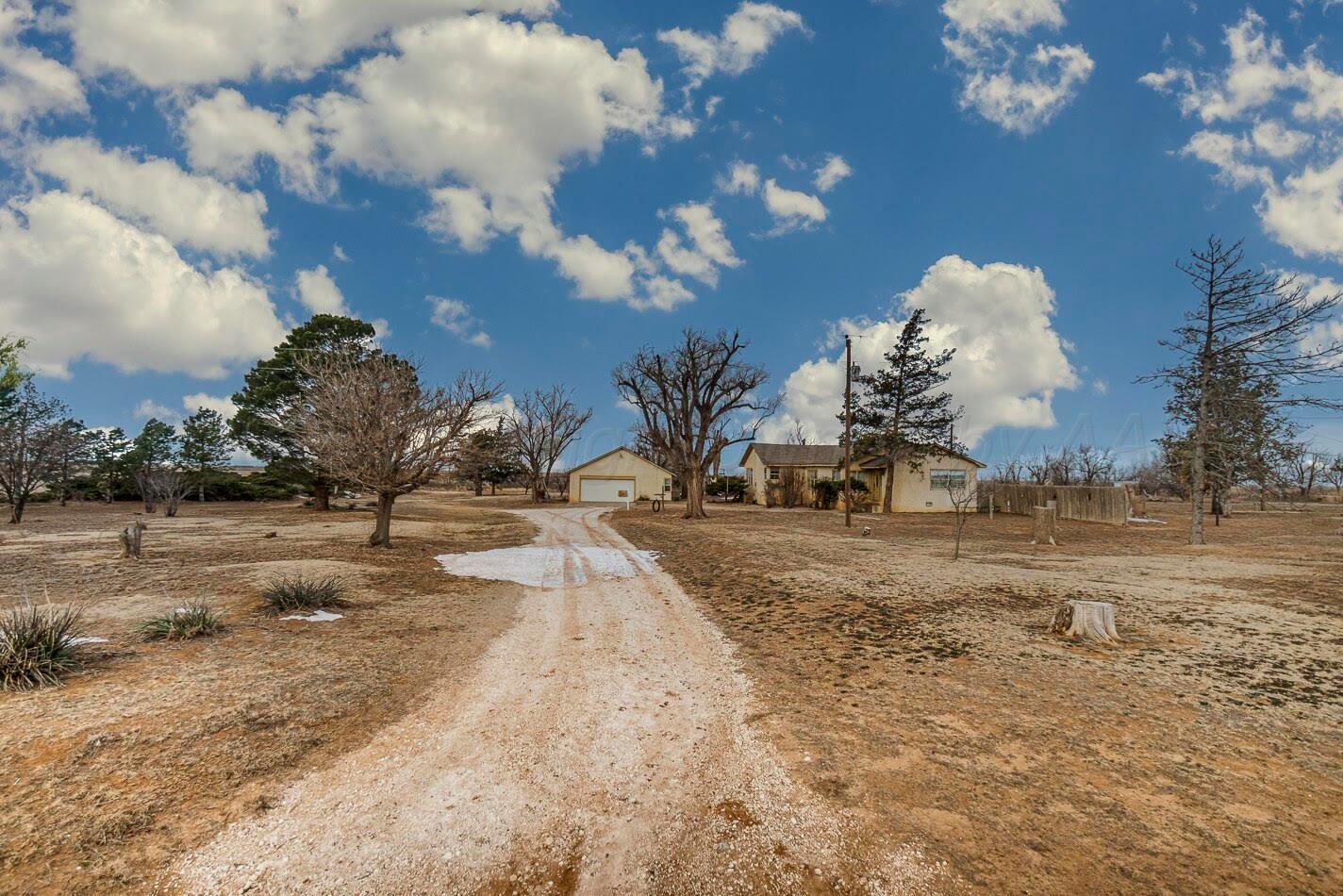 2723 County Road O Property Photo