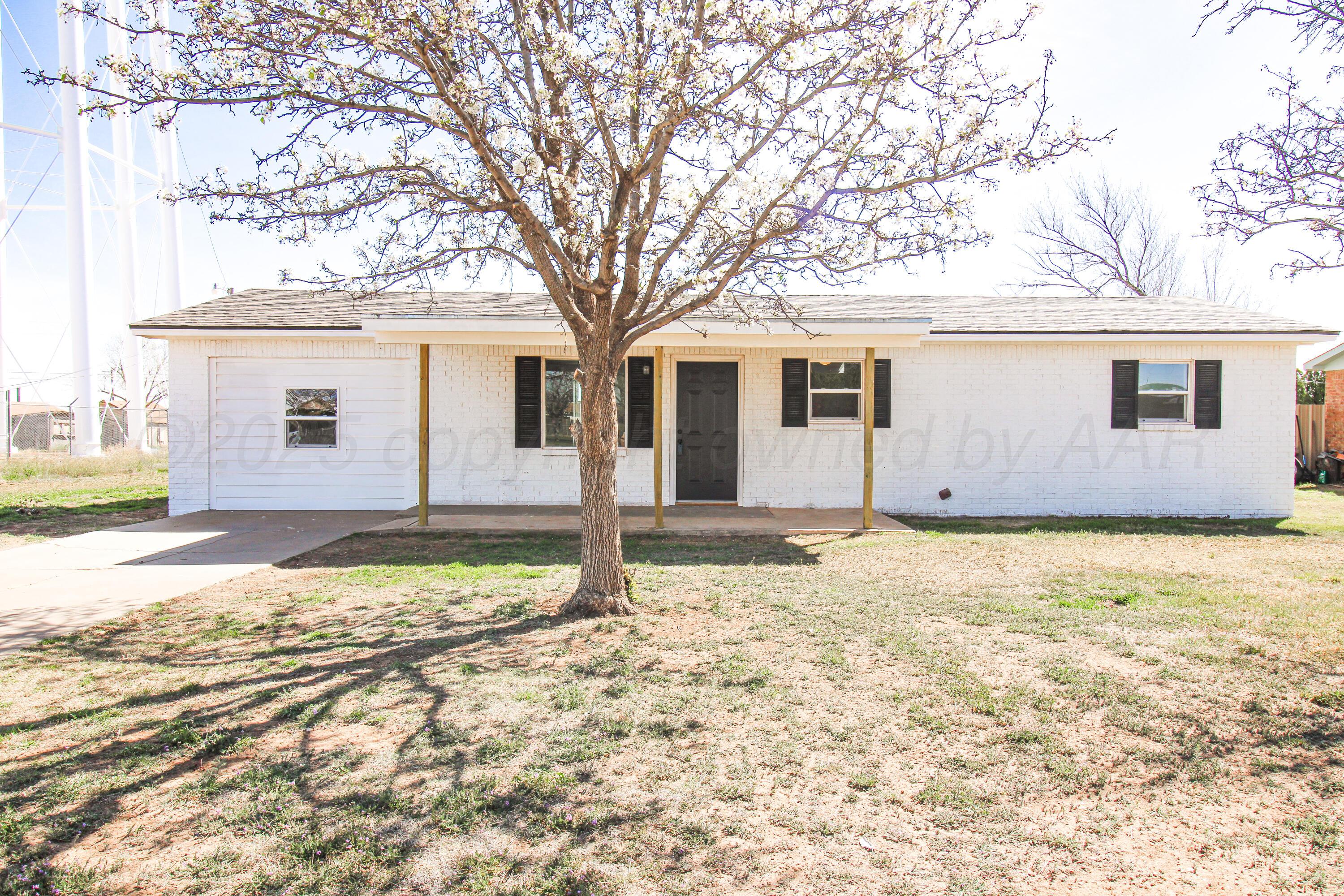 524 N Bowie Avenue Property Photo