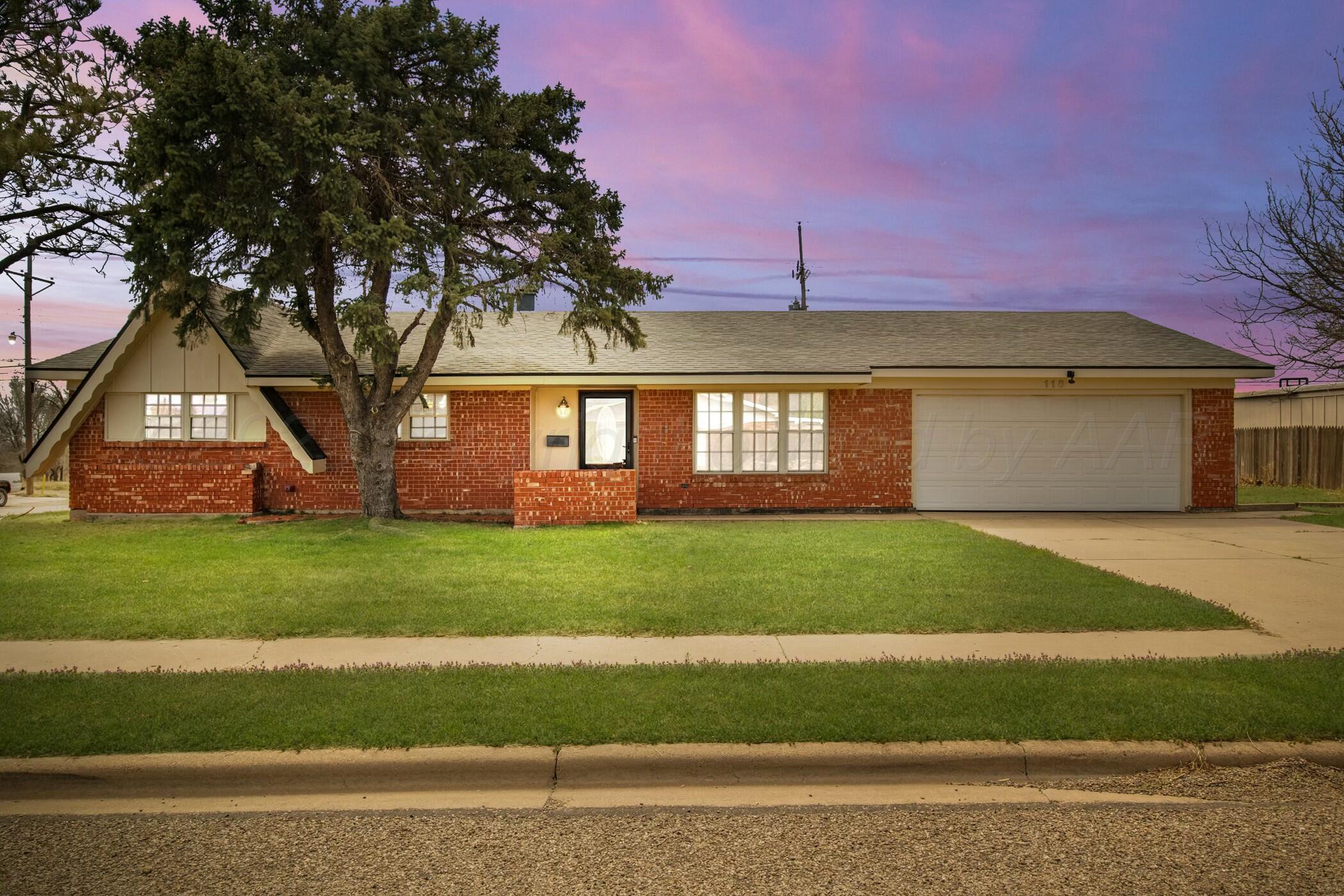 118 Galahad Street Street Property Photo