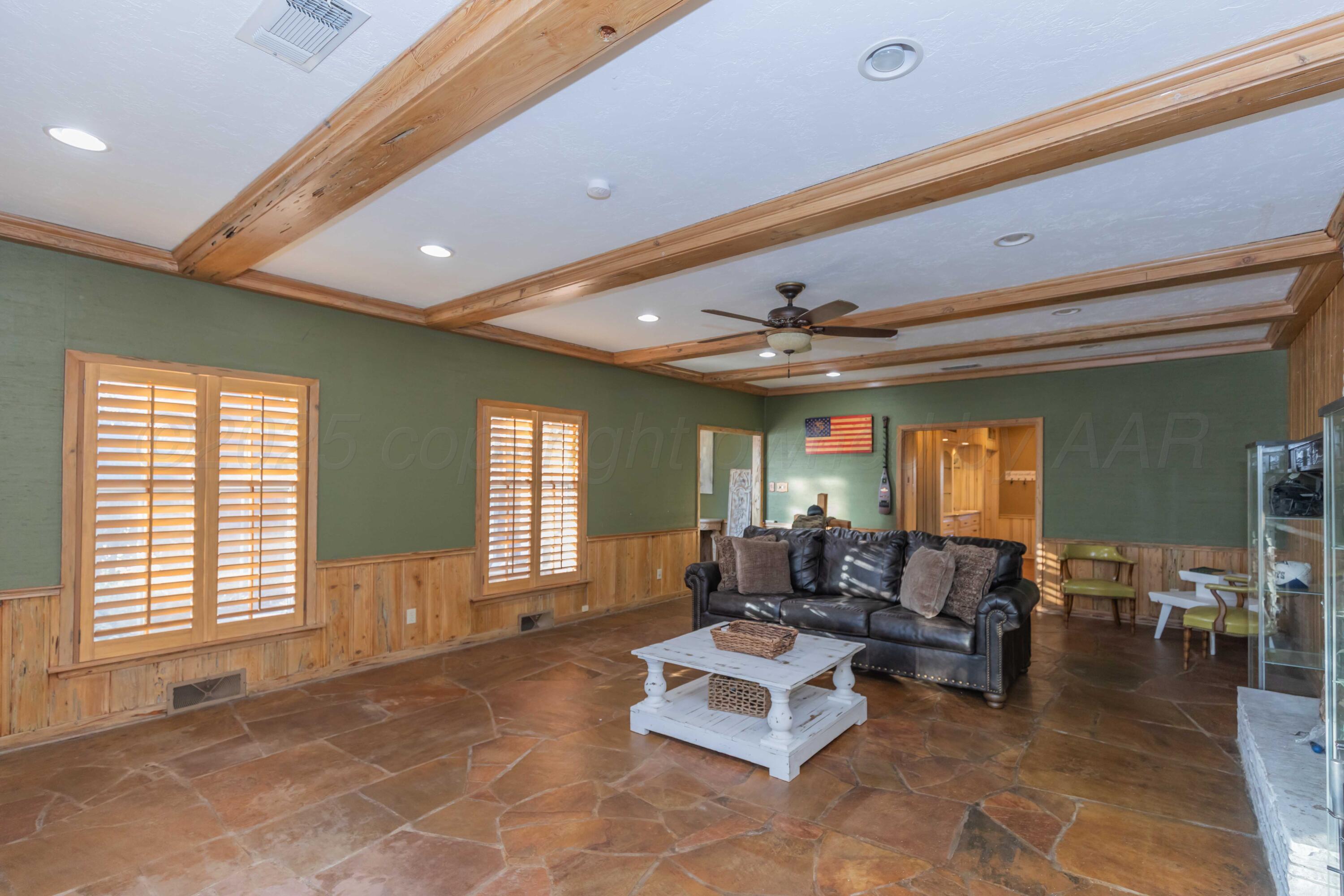 1318 Broadmoor Street Property Photo 5