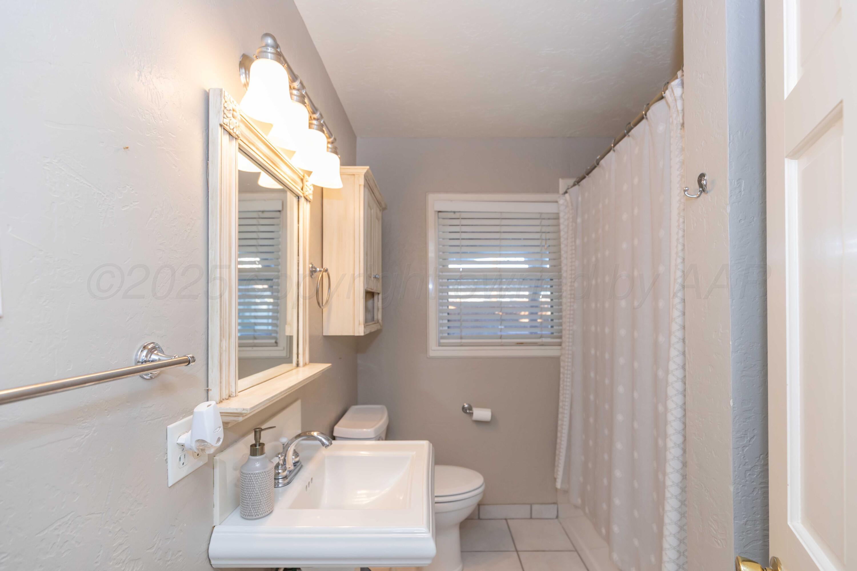 1318 Broadmoor Street Property Photo 28