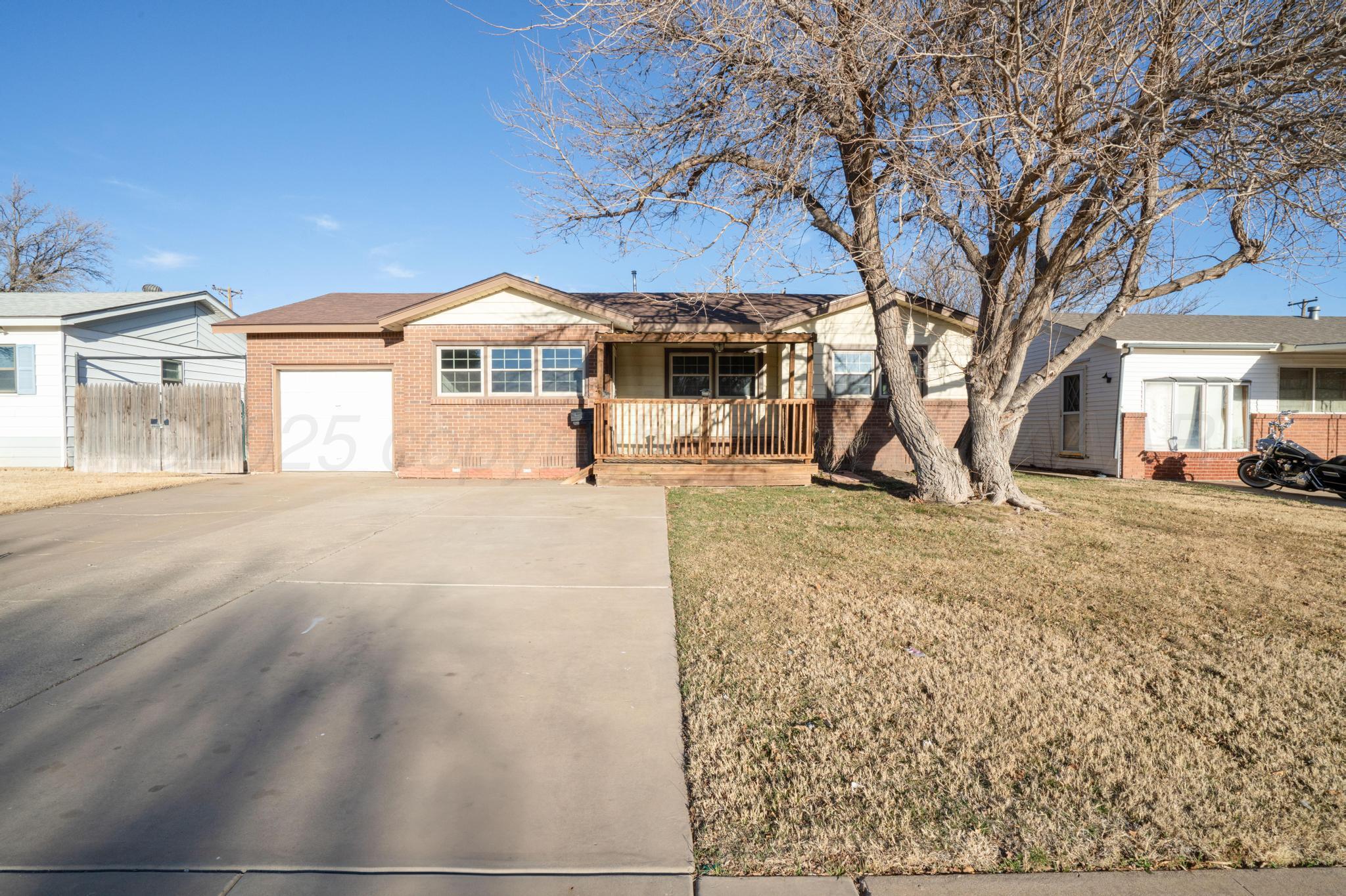 2907 S Apache Street Property Photo