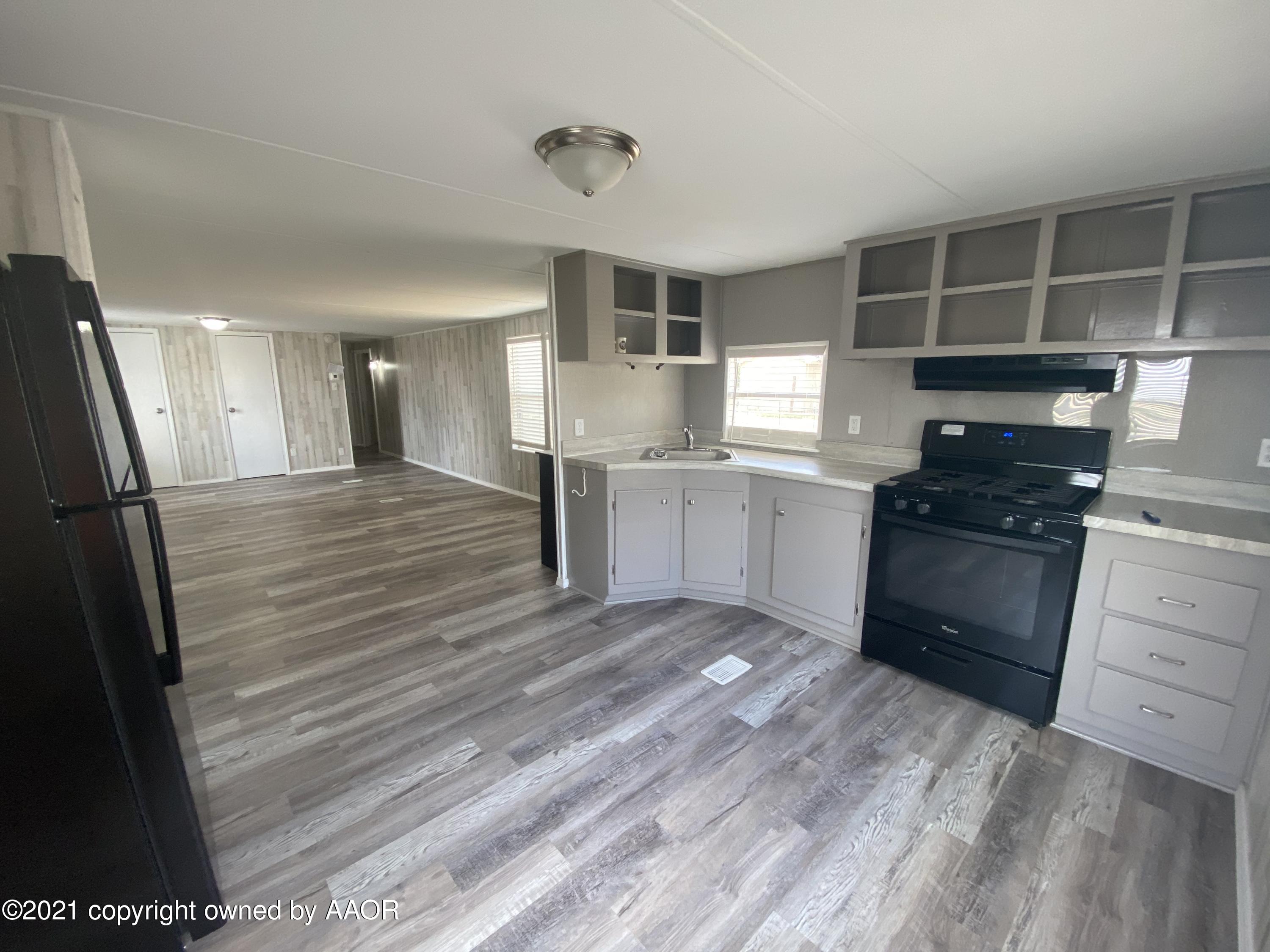 8111 Triangle Drive Property Photo