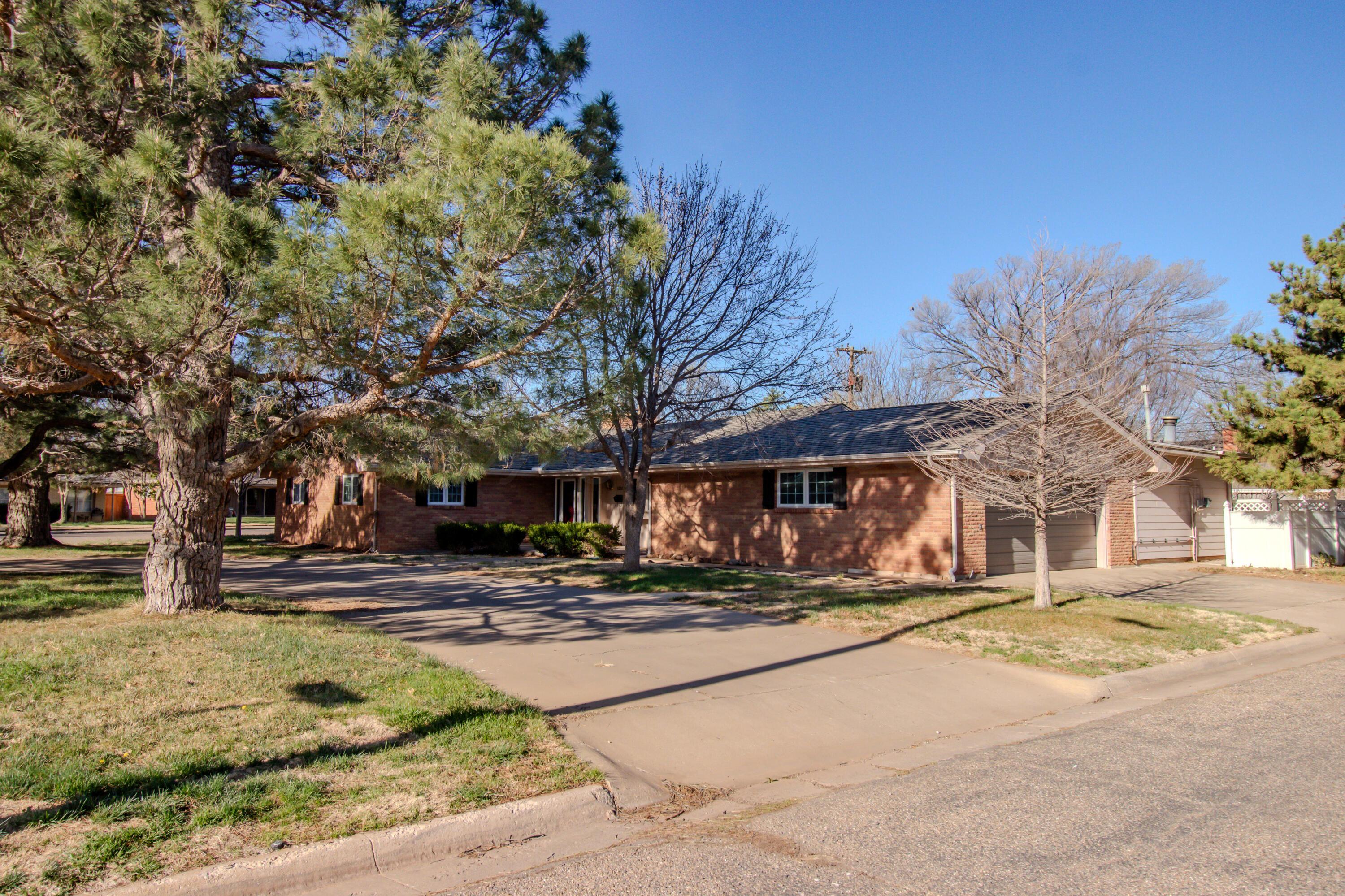 3200 Kingston Road Property Photo