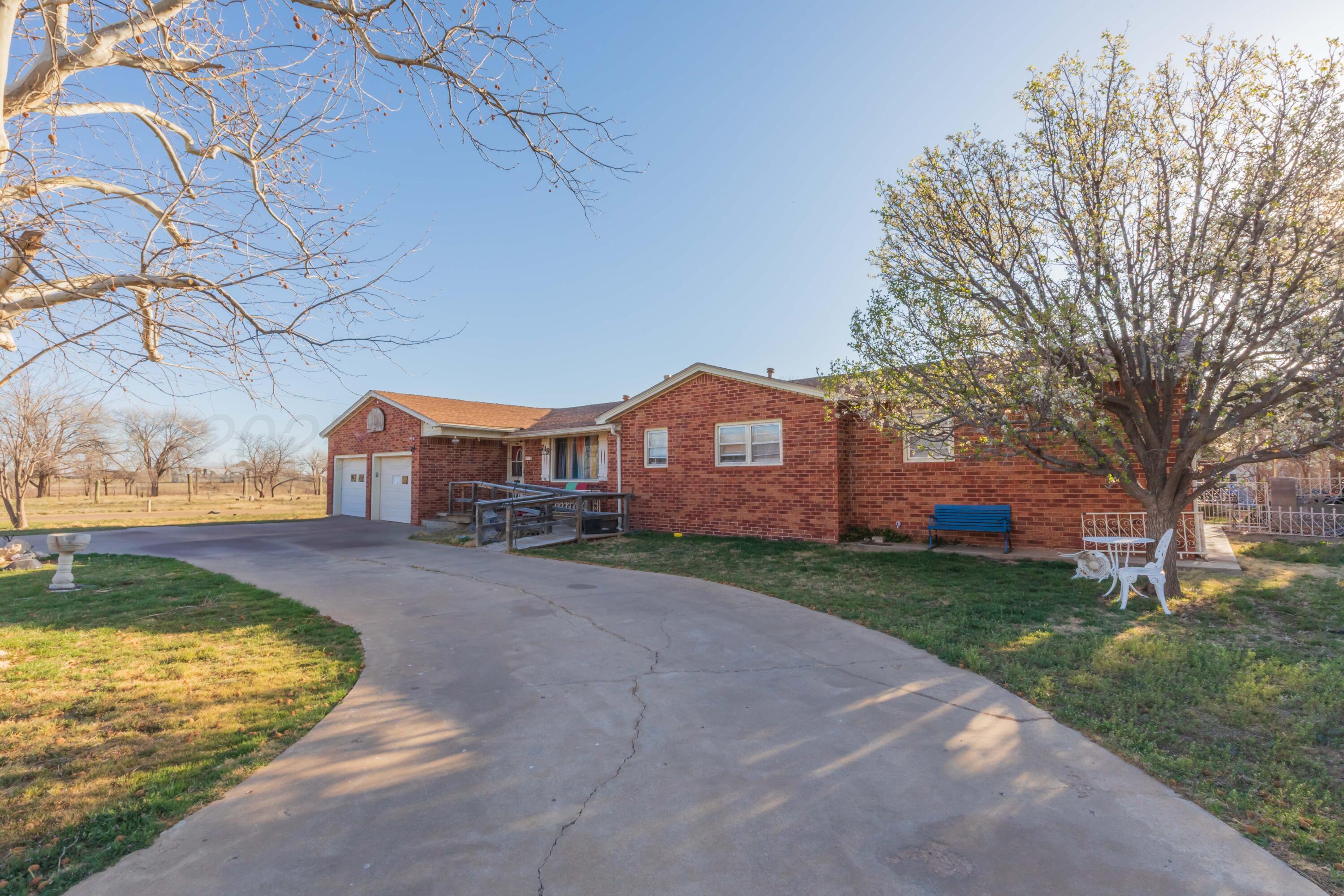 716 N Armstrong Avenue Property Photo