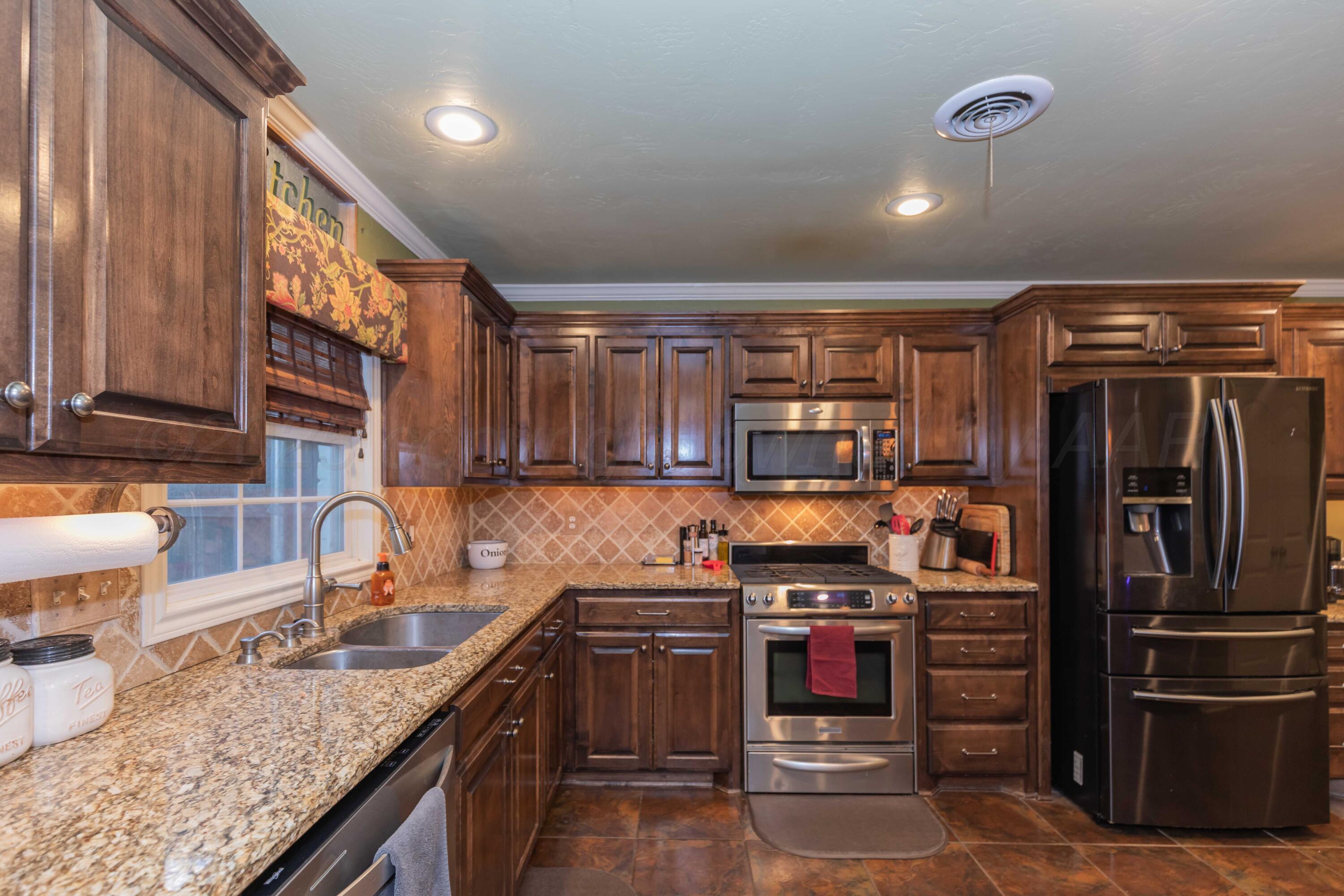 2615 Mockingbird Lane Property Photo 6