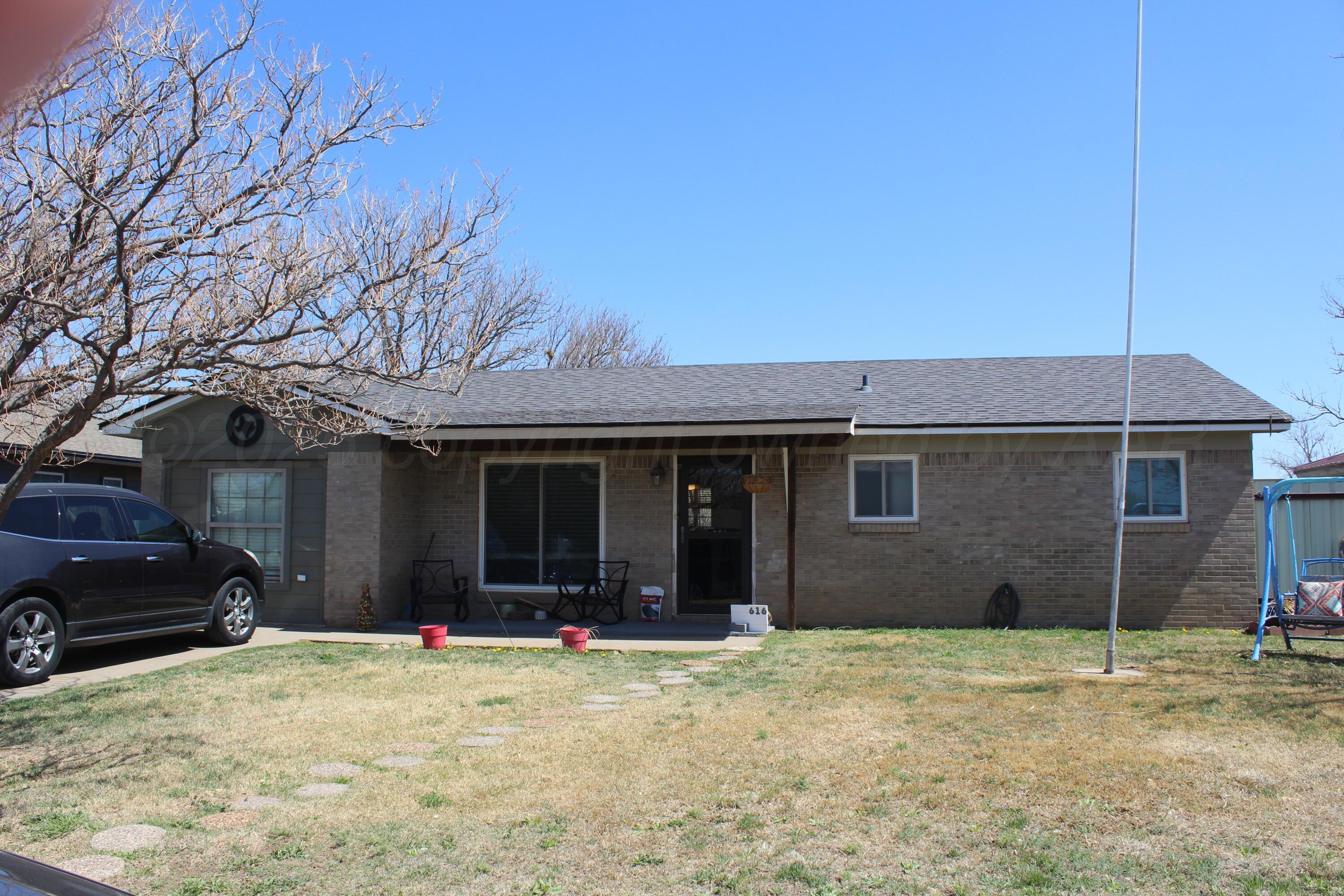 616 Avenue F Property Photo