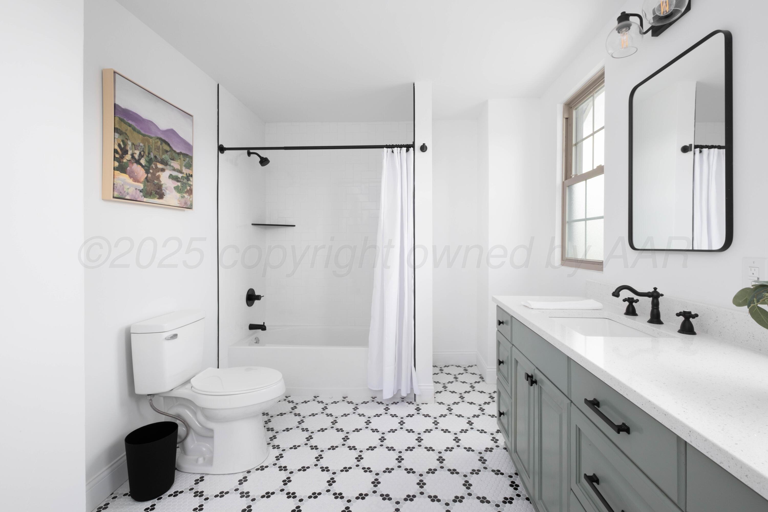 1111 Charles Avenue Property Photo 52