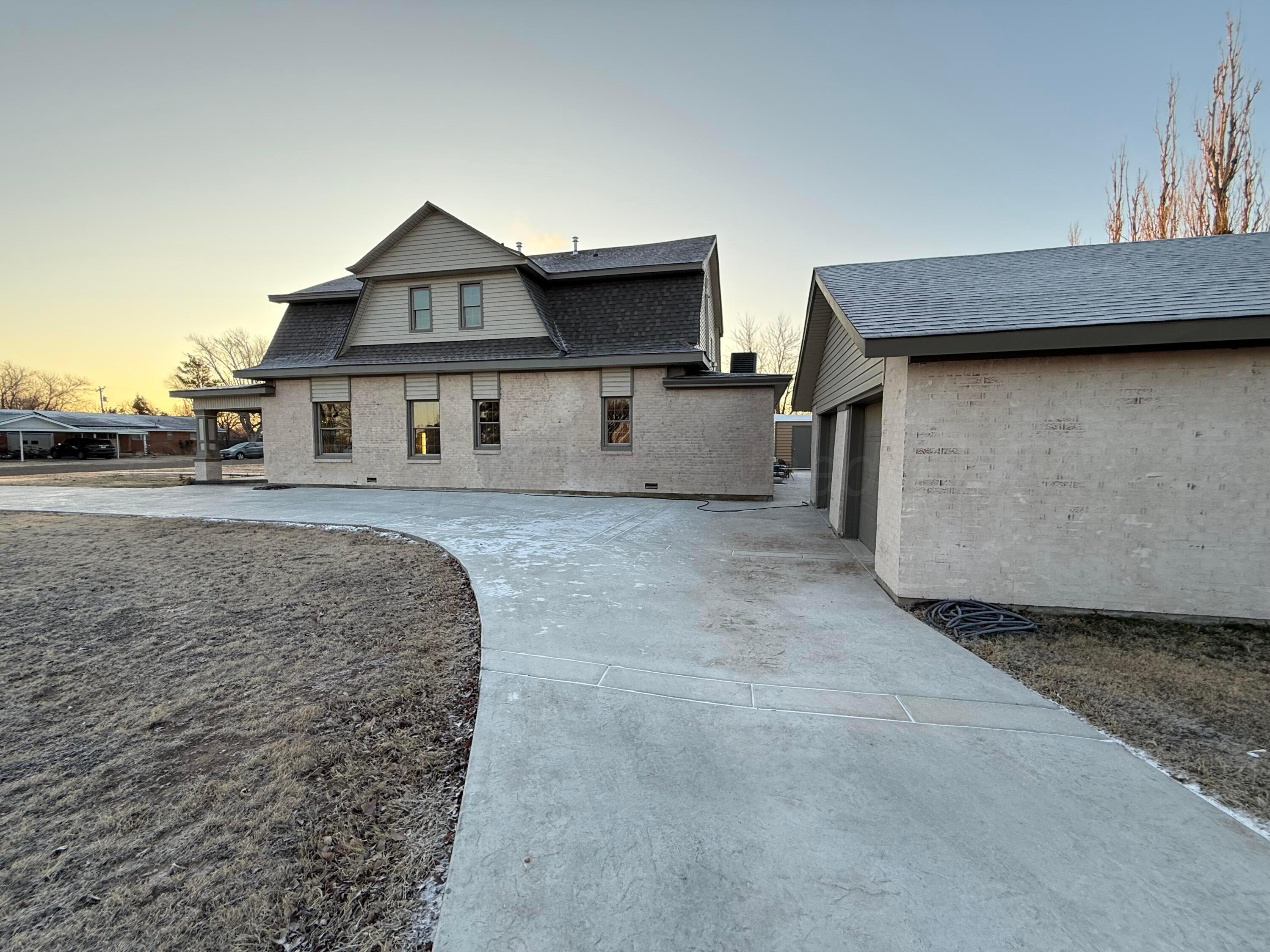 1111 Charles Avenue Property Photo 56