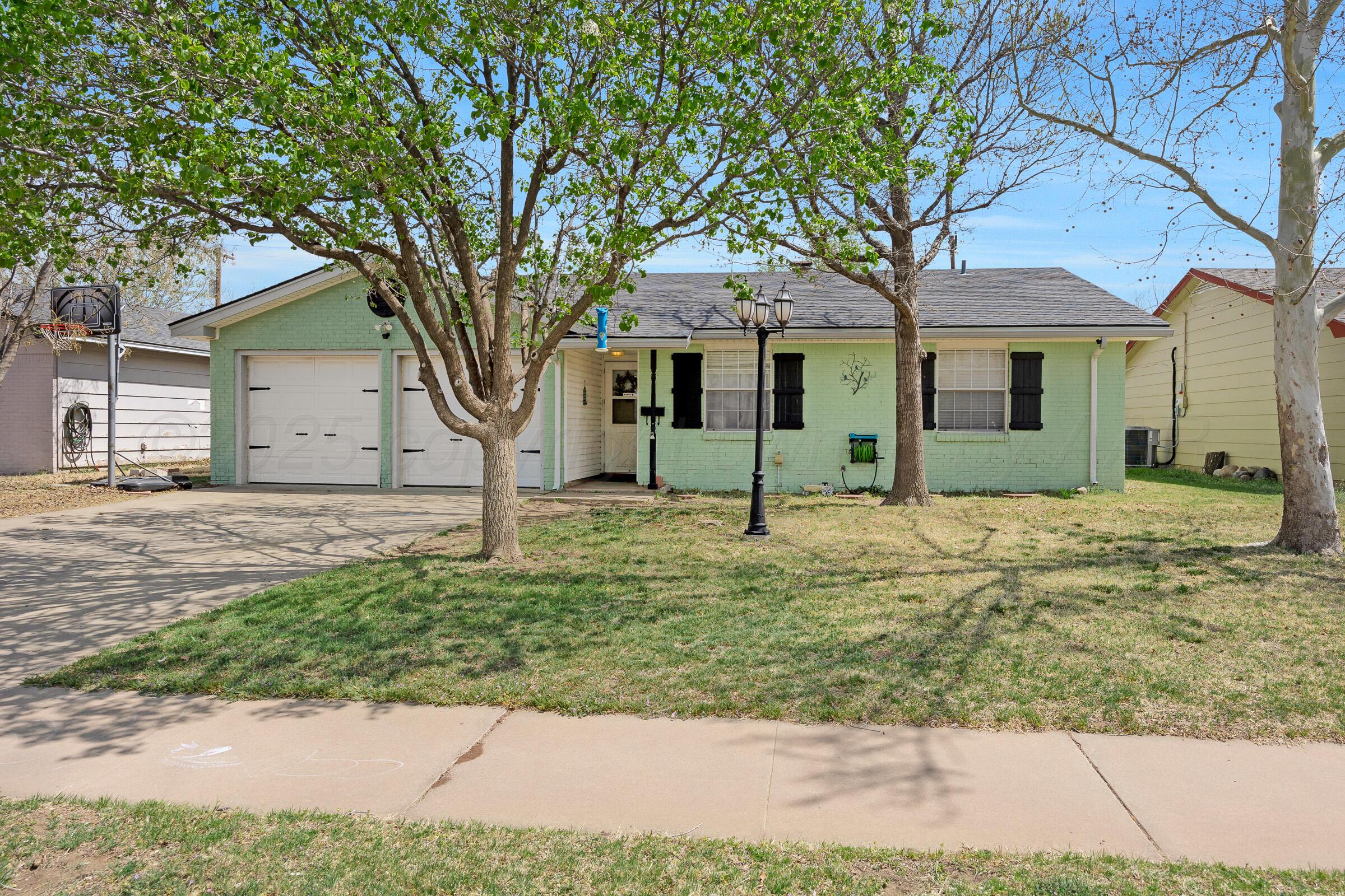5123 Chisholm Trail Property Photo 1