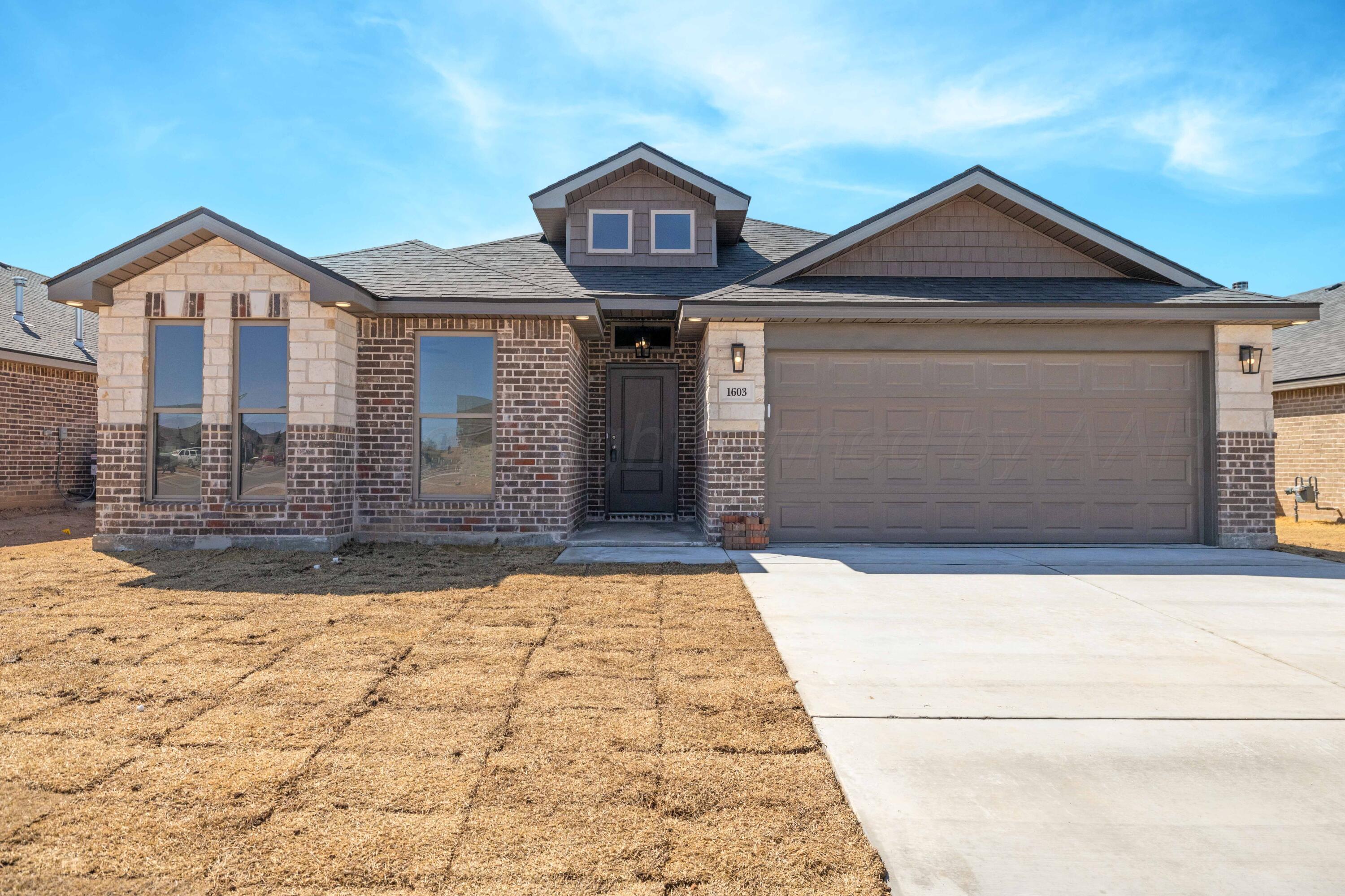 1603 Moon River Property Photo