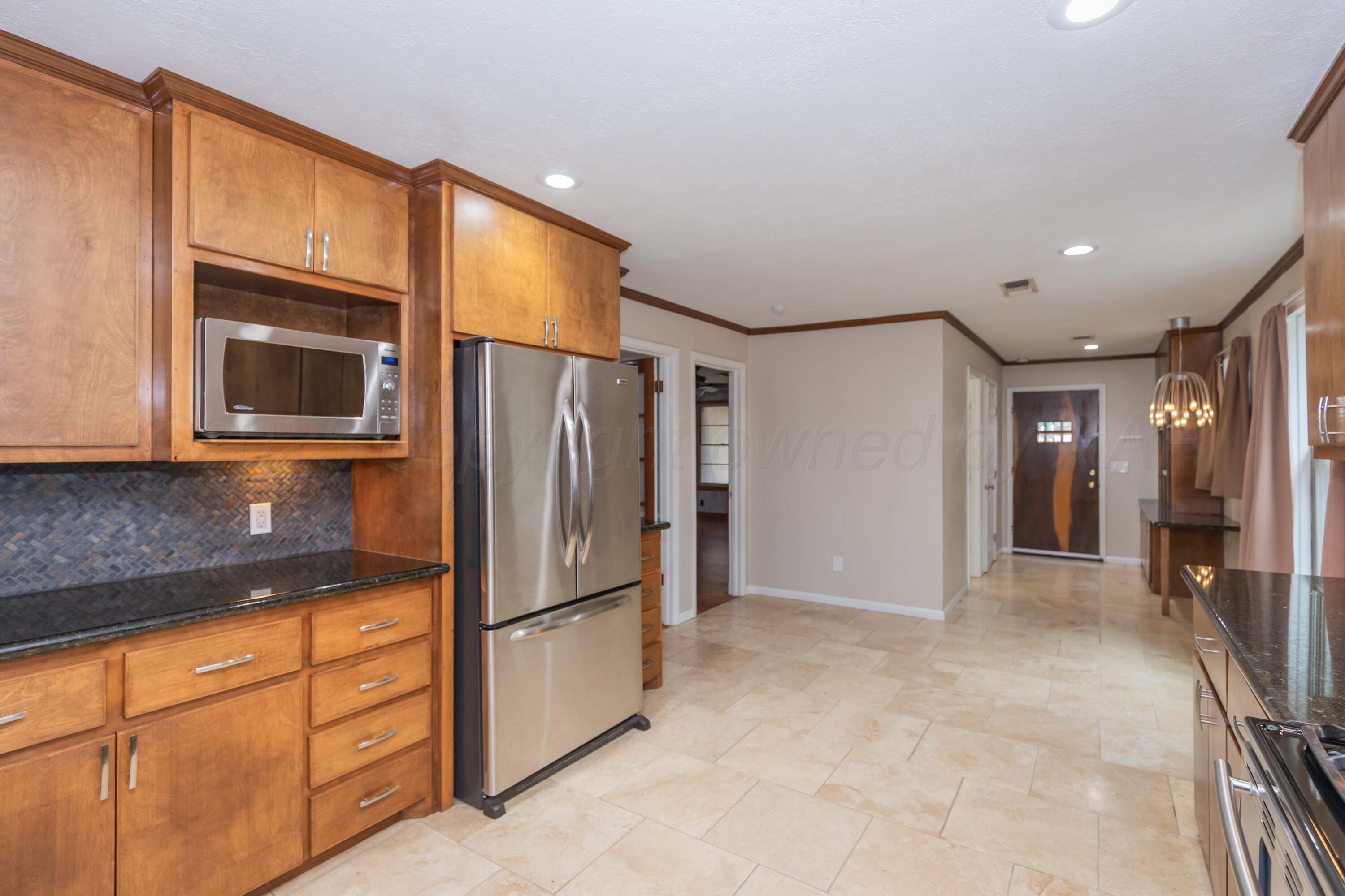 1506 Crockett Street Property Photo 19