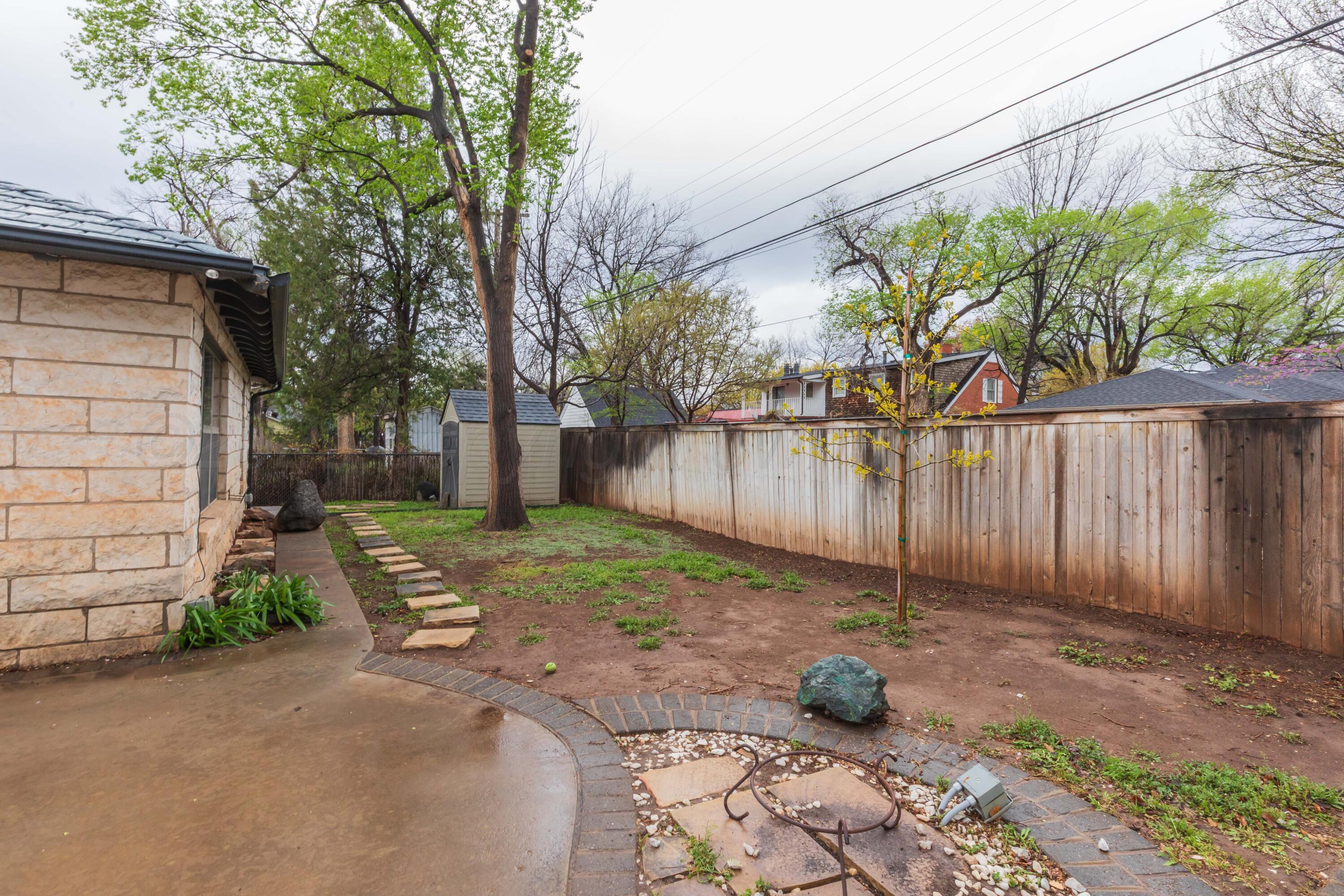 1506 Crockett Street Property Photo 56