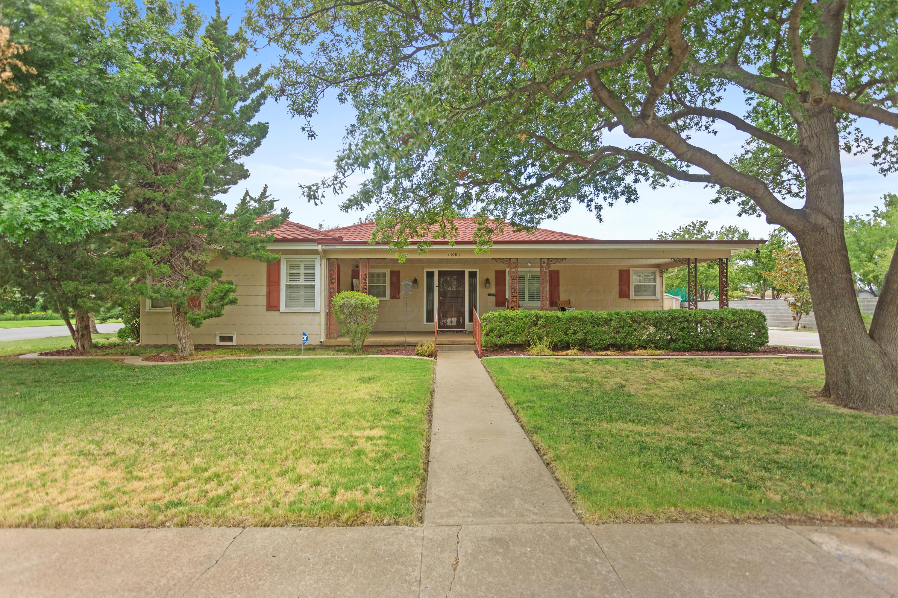 1801 N Russell Street Property Photo