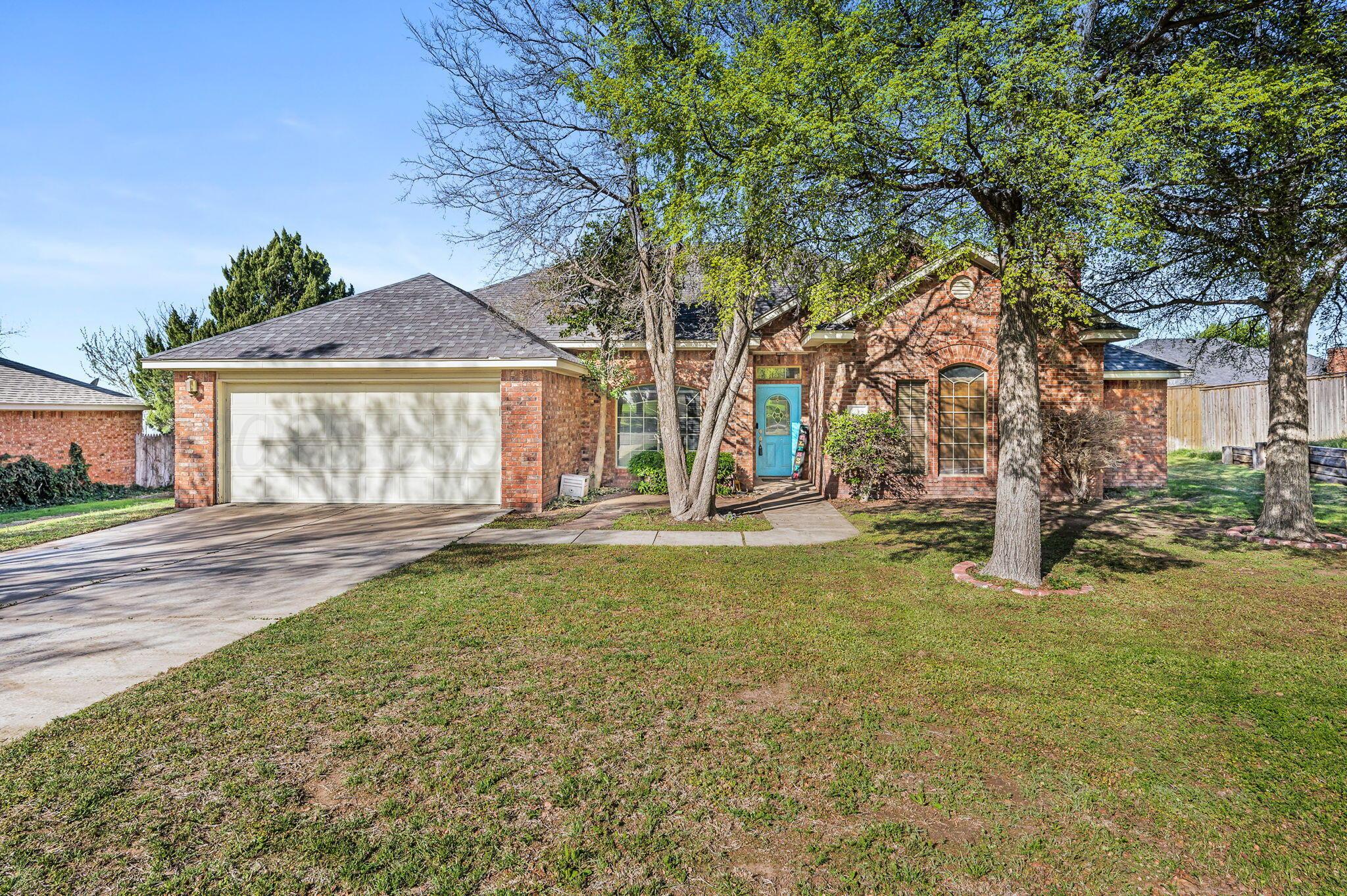 2329 La Reata Lane Property Photo