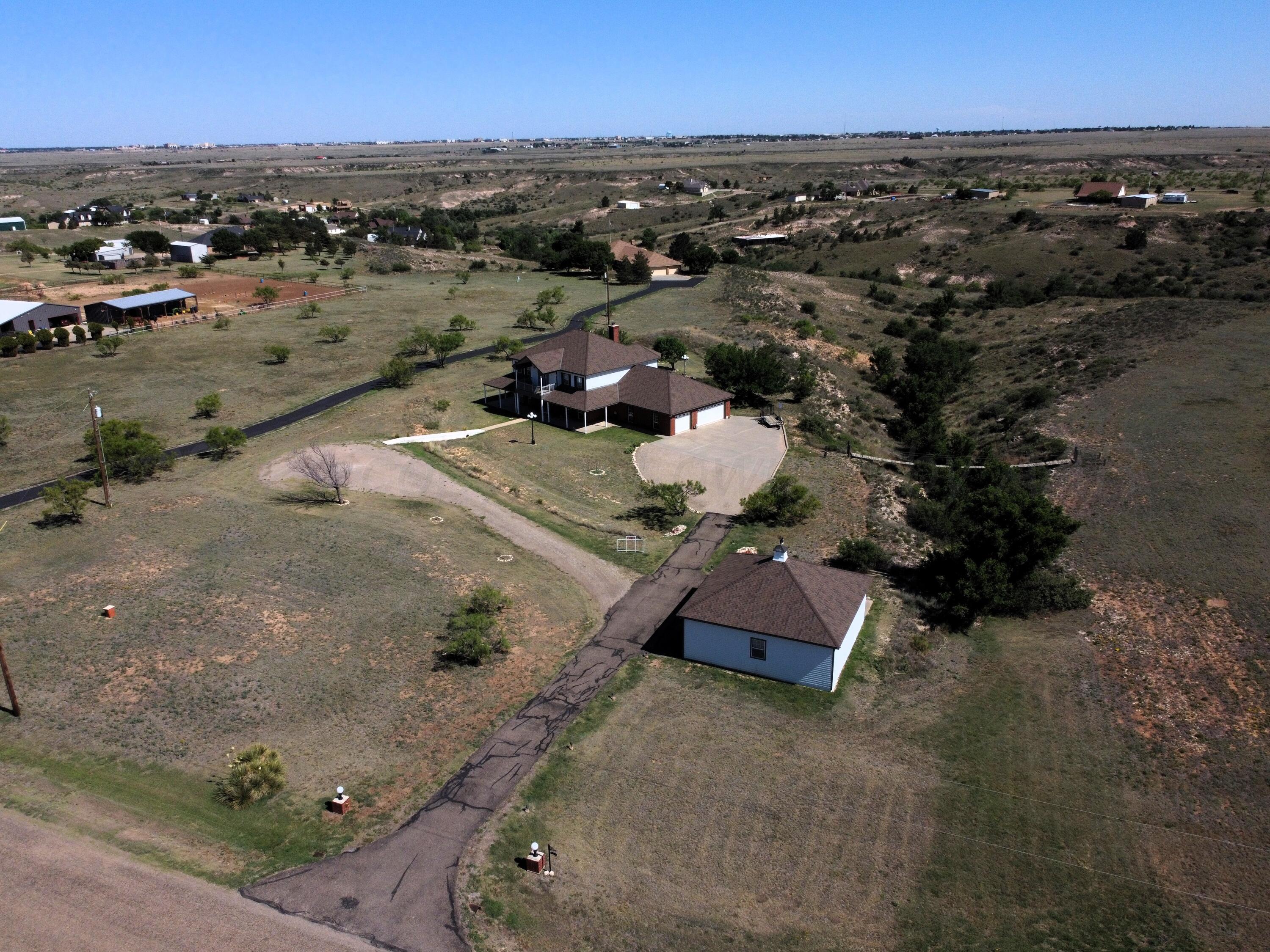 901 Kachina Drive Property Photo