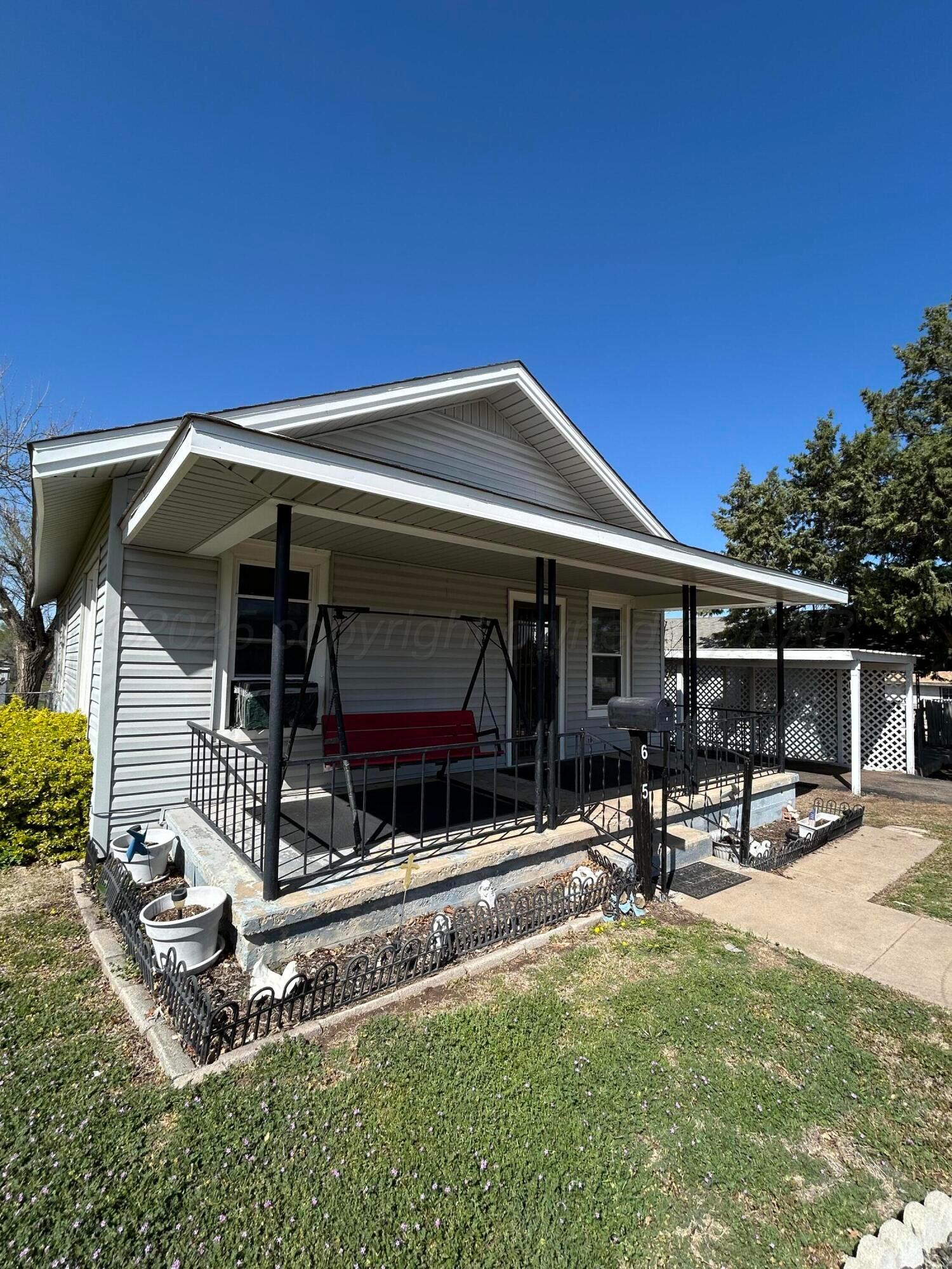 605 Hazel Property Photo