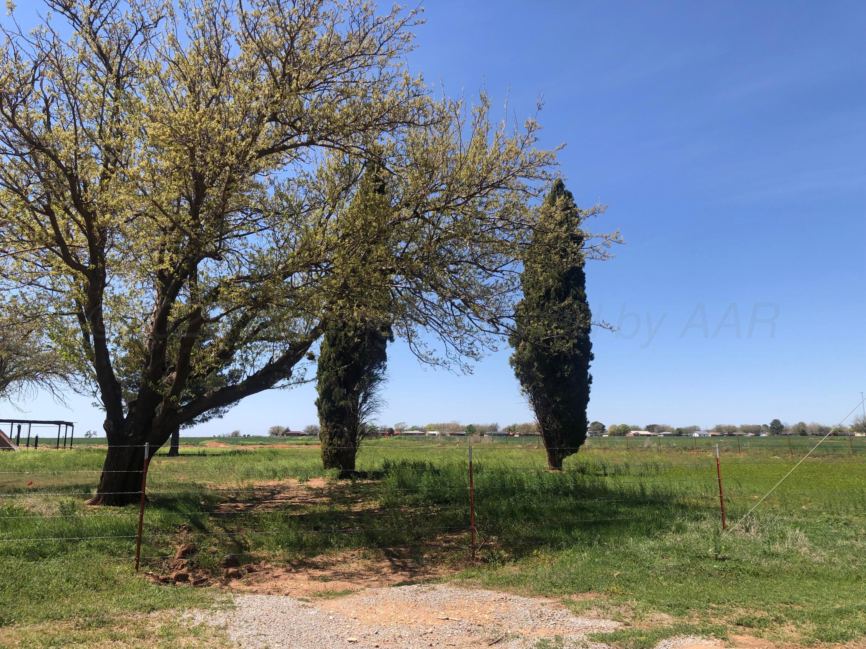 Rocket Road Property Photo