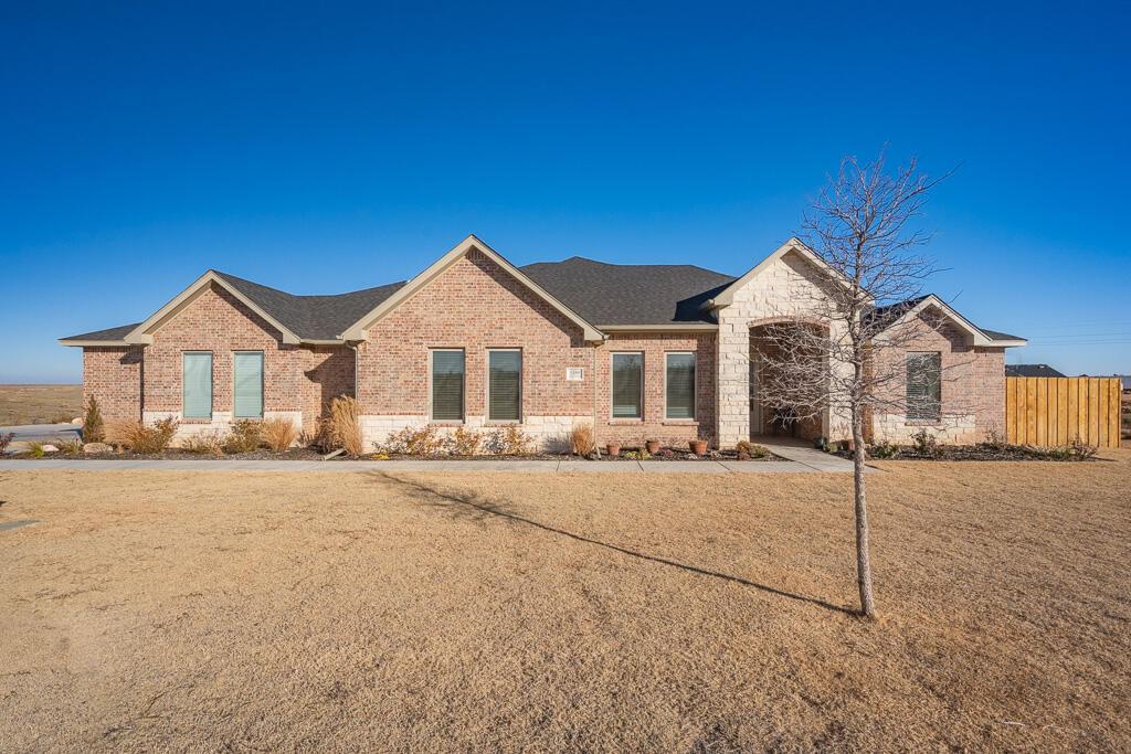 2100 Brekenridge Property Photo 1
