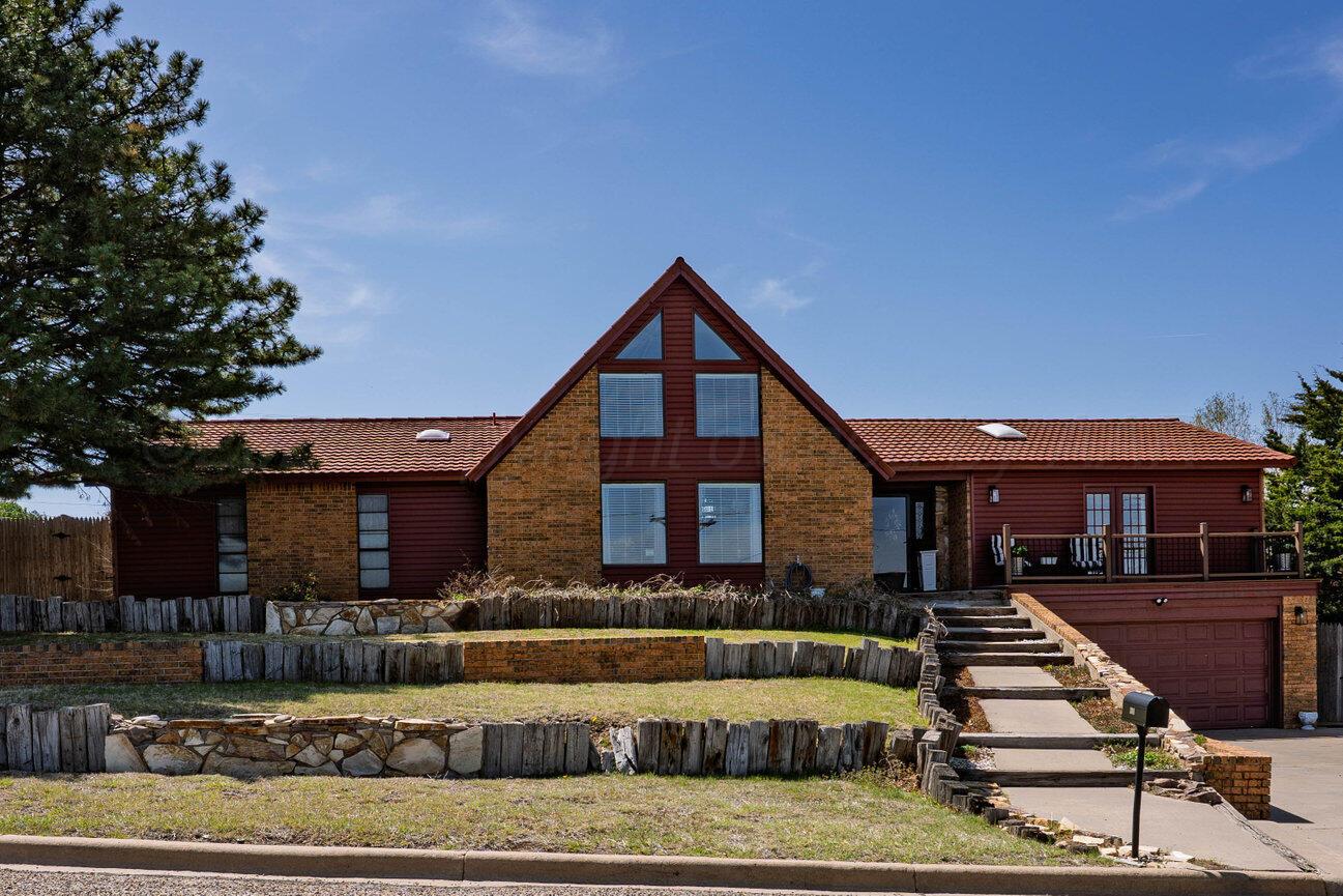304 Gardner Street Property Photo