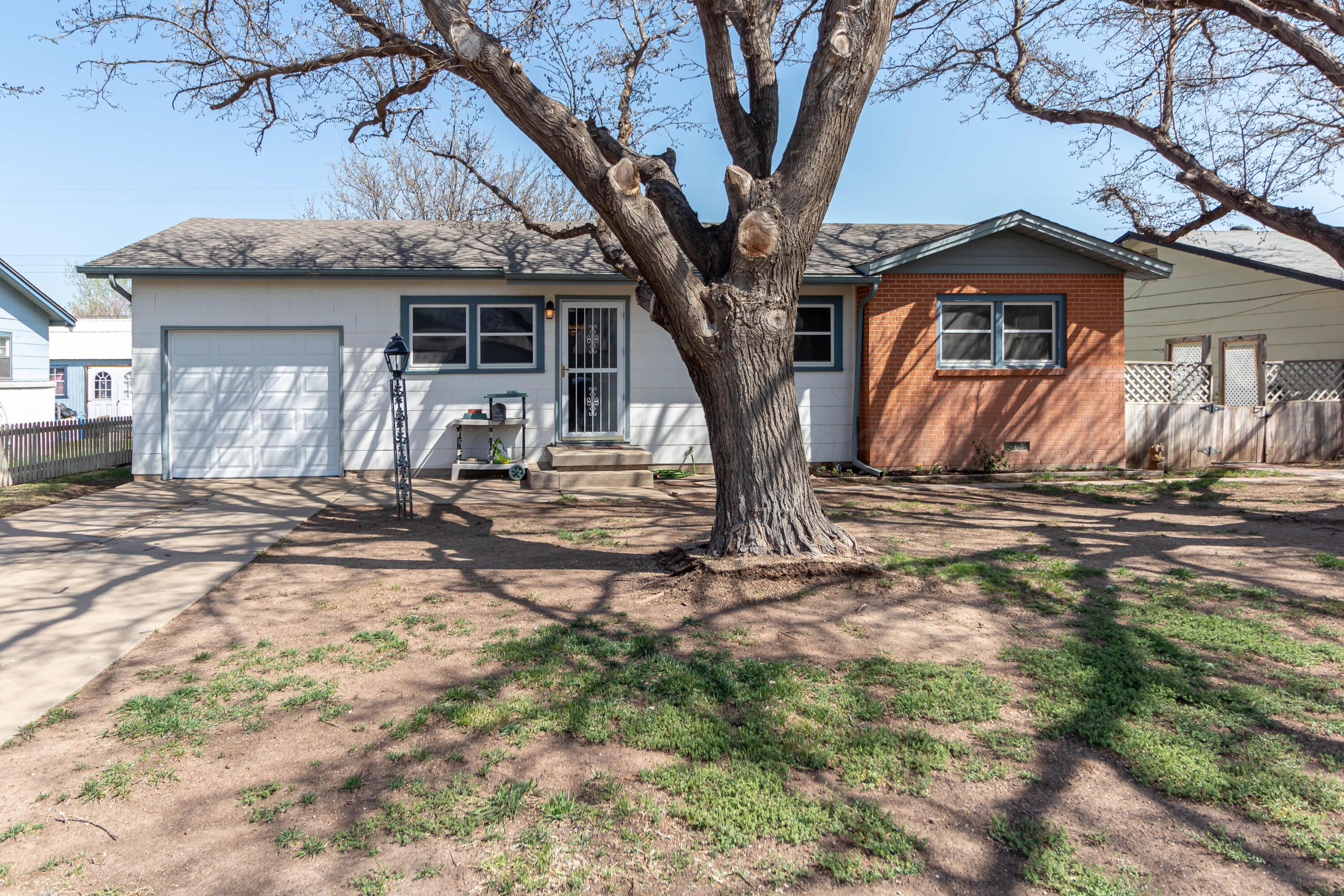 5207 Tumbleweed Drive Property Photo